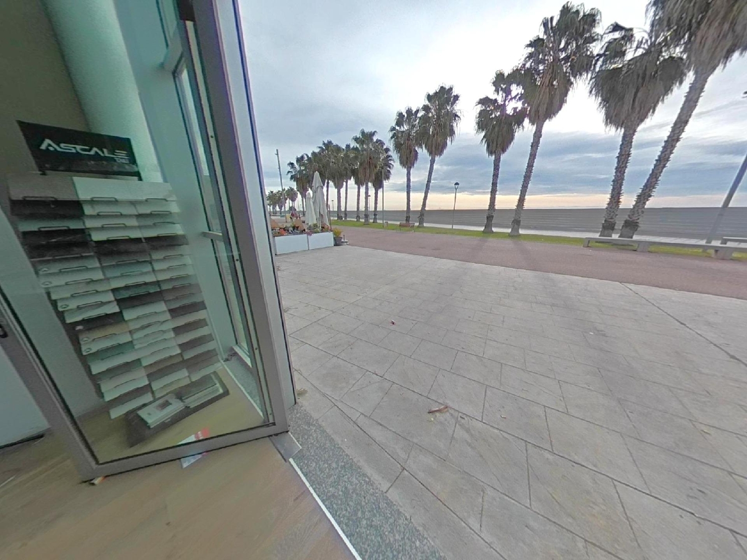  en venta local Cubelles Garraf 7