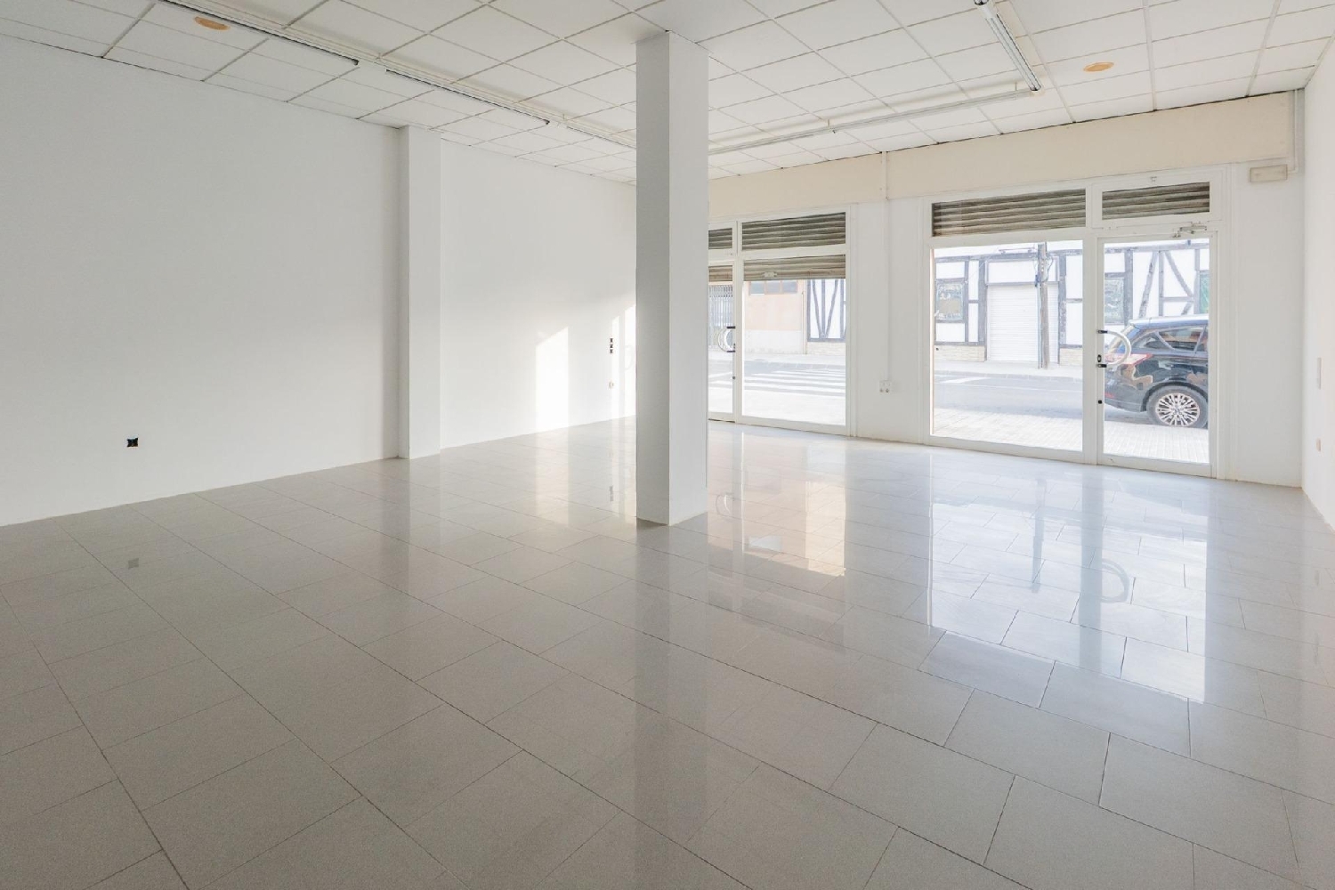 for sale commercial premise Deltebre Baix Ebre 5