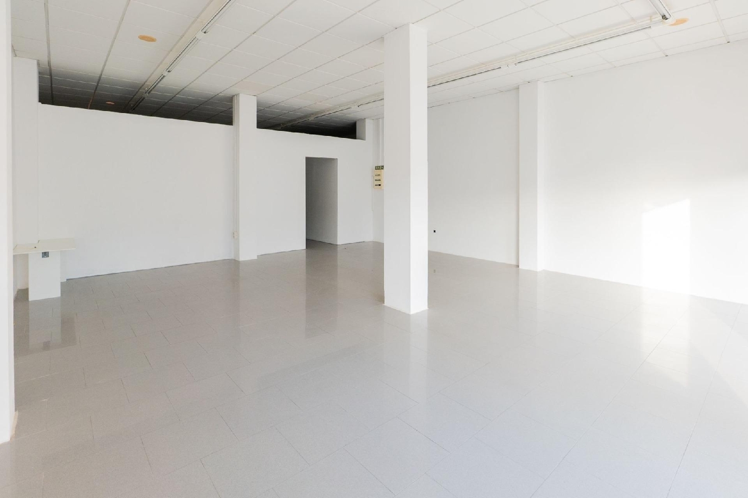 for sale commercial premise Deltebre Baix Ebre 2