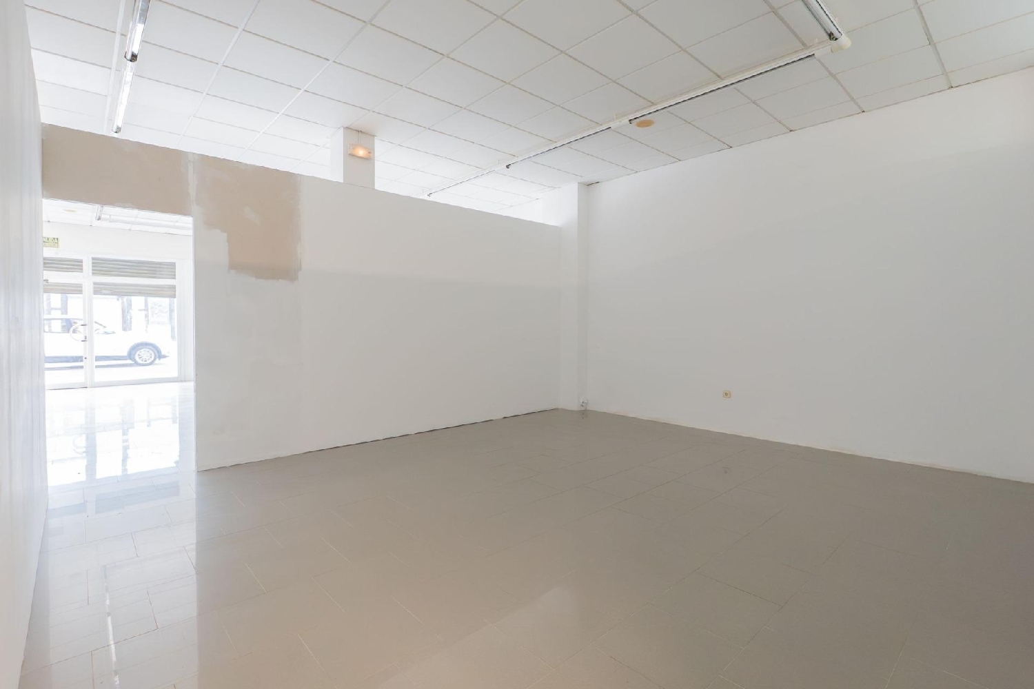 for sale commercial premise Deltebre Baix Ebre 7