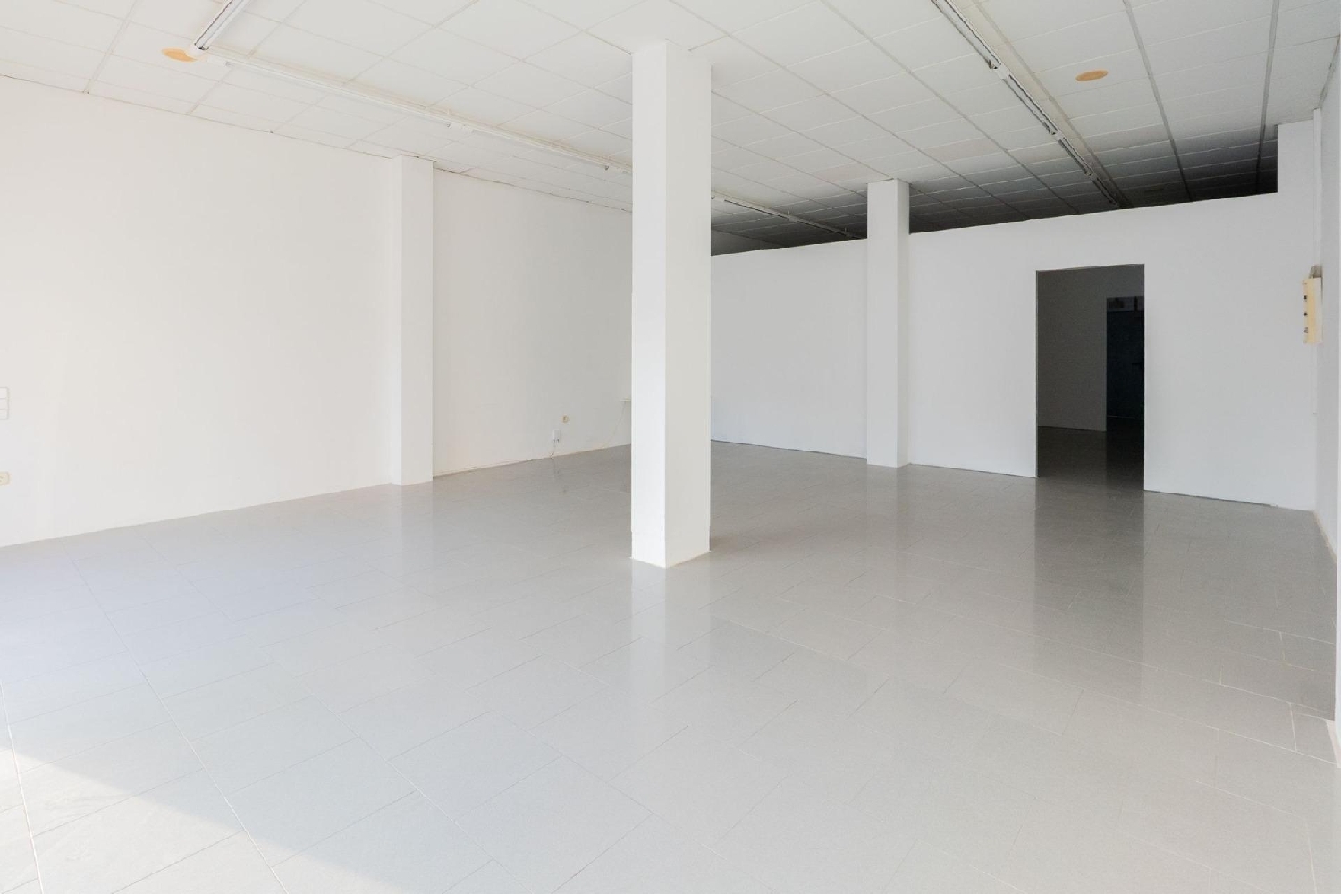 for sale commercial premise Deltebre Baix Ebre 3