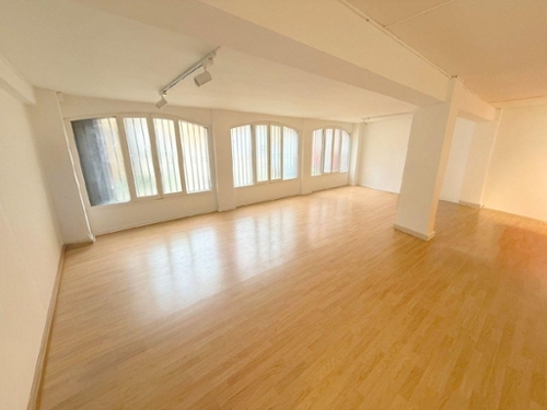 Estella Tierra Estella local commercial foto 6326736