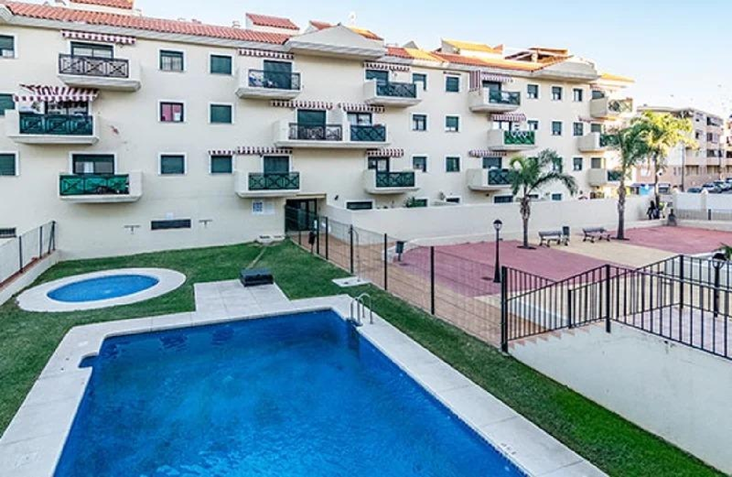  till salu lokal Estepona Costa Del Sol Occidental 7