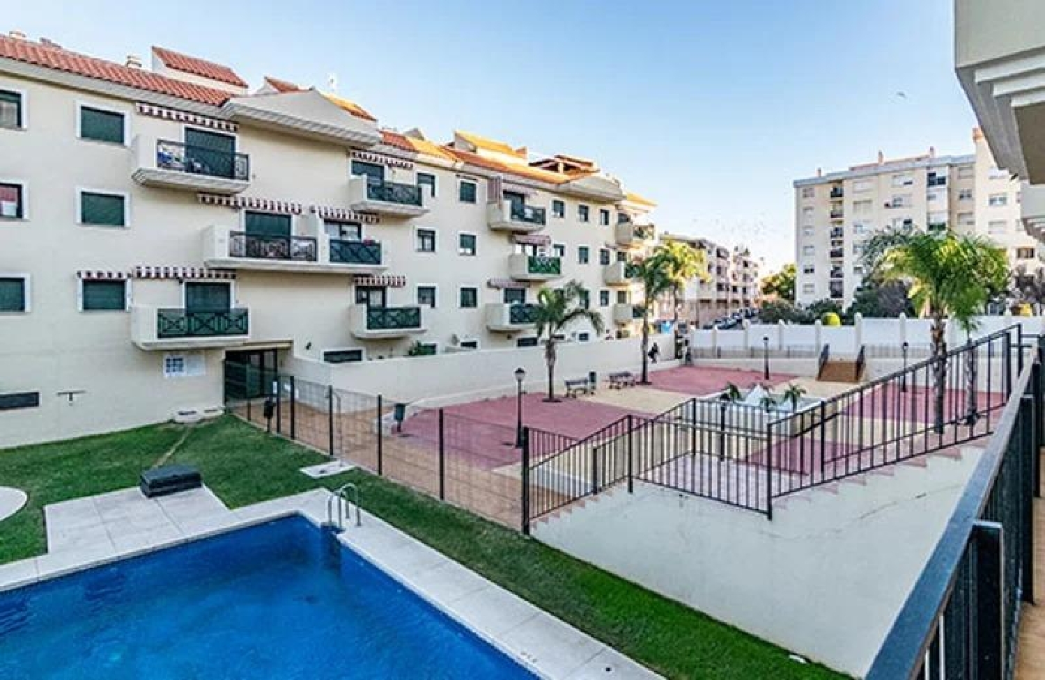  till salu lokal Estepona Costa Del Sol Occidental 8