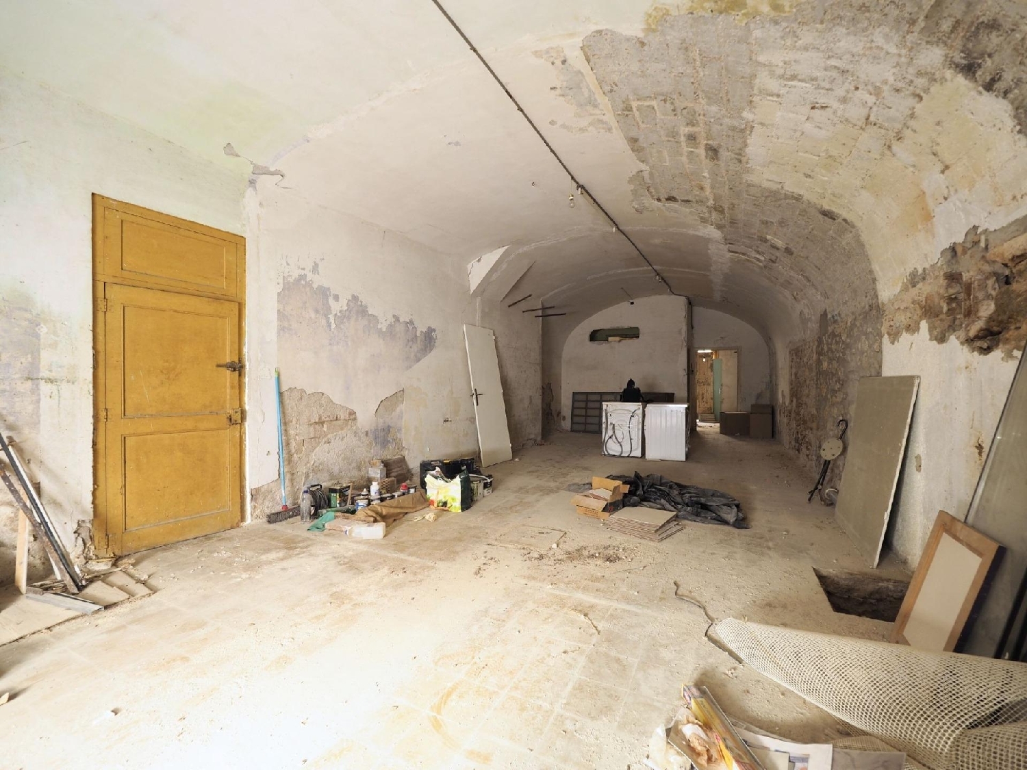  te koop bedrijfsruimte Figueres Alt Empordà 1