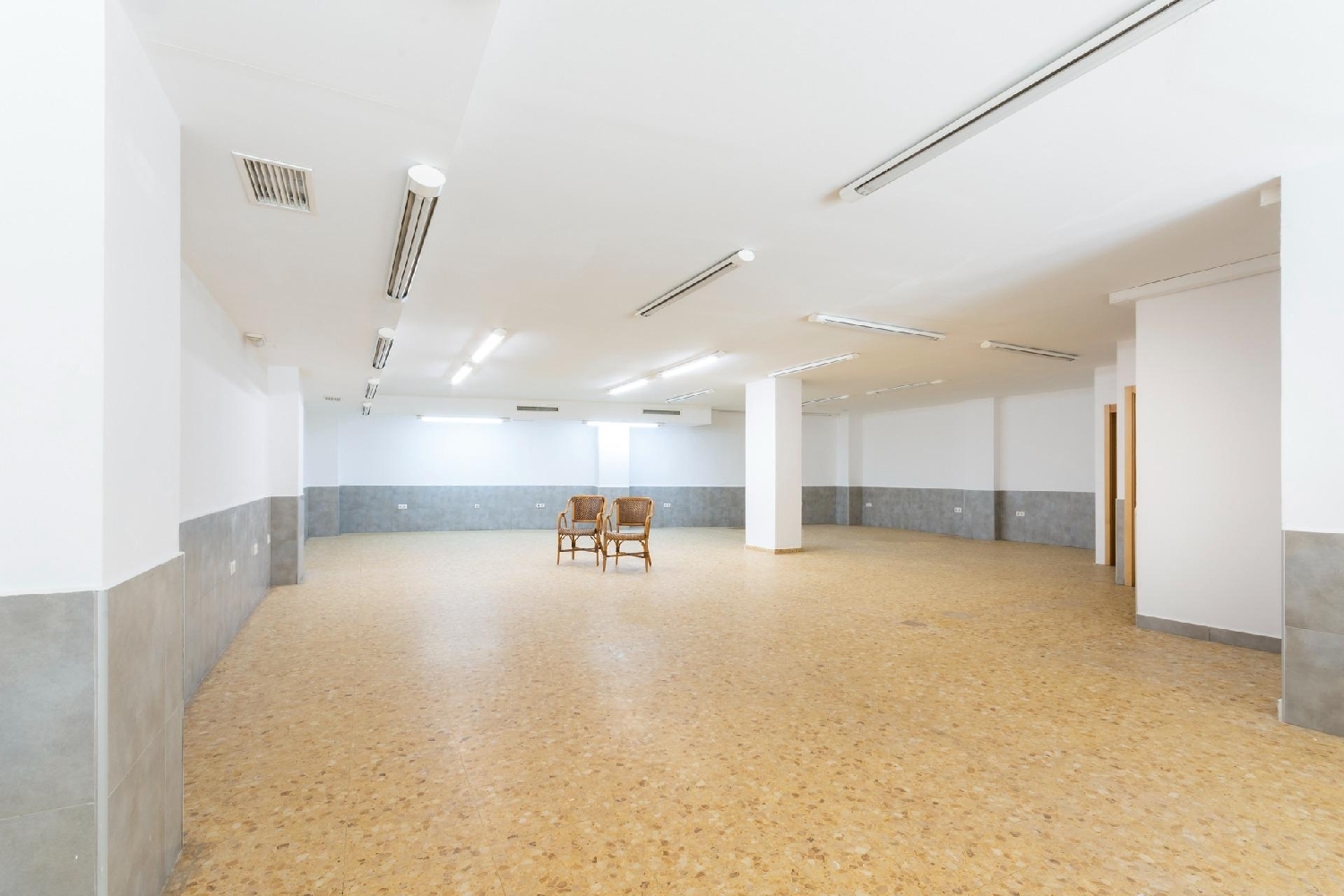  till salu lokal Gandía 46701 Safor 2