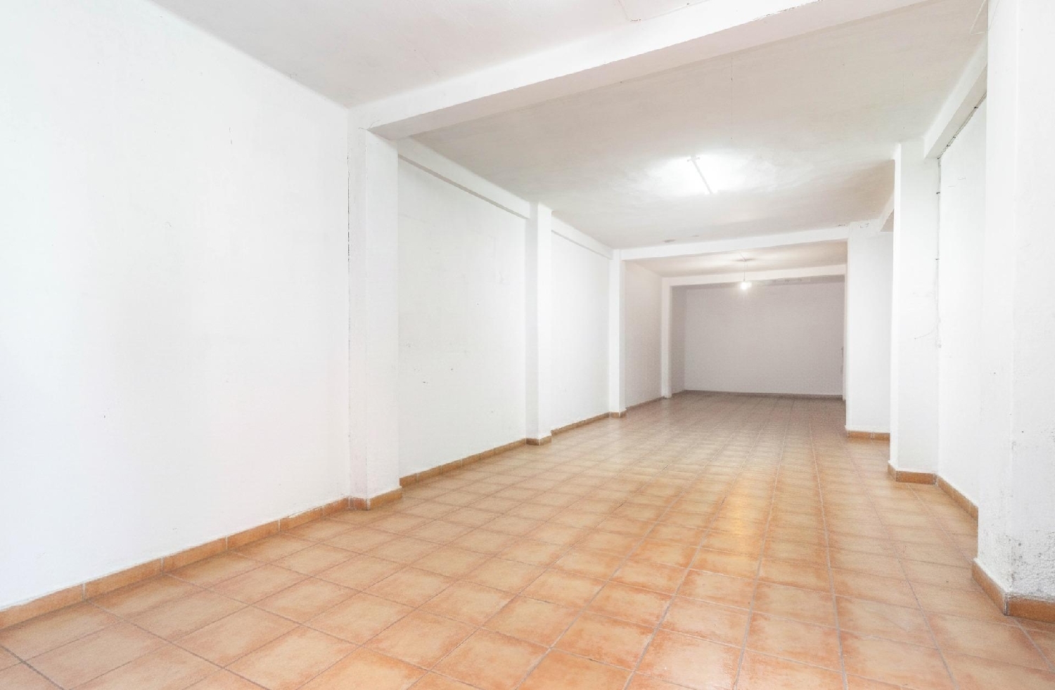 for sale commercial premise Gijón Centro 33201 Gijón 1