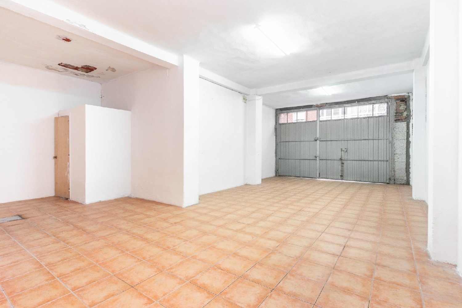 for sale commercial premise Gijón Centro 33201 Gijón 2