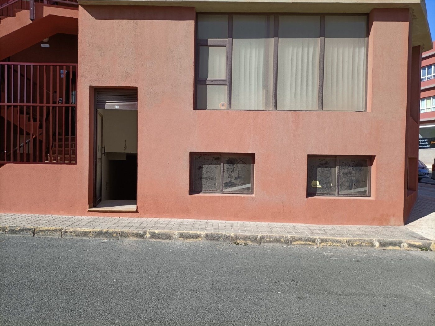  à vendre local commercial Ingenio Área Este 6