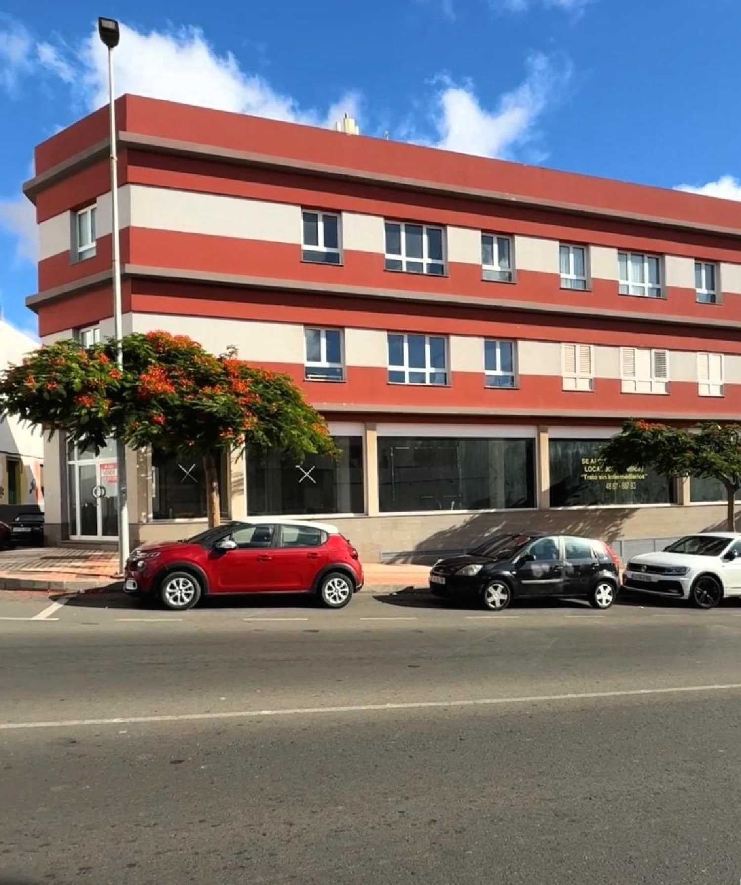  te koop bedrijfsruimte Ingenio Área Este 2