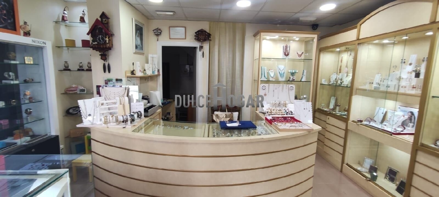 en venta local La Cala Del Moral Axarquía 1