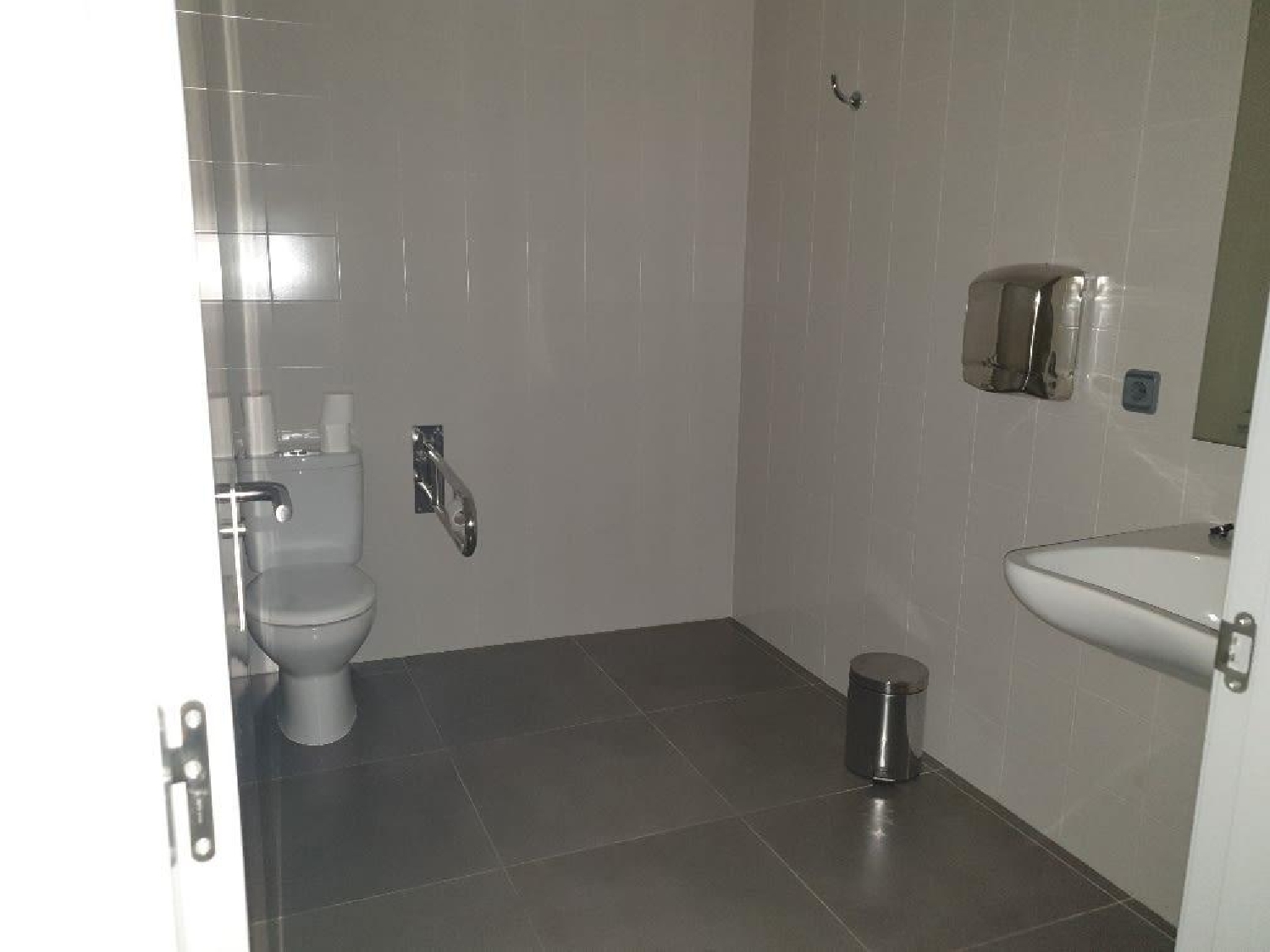  till salu lokal Lugo De Llanera Oviedo 8