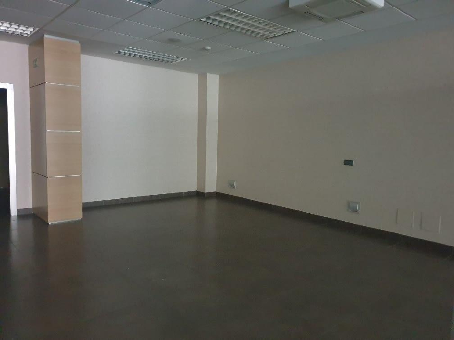  till salu lokal Lugo De Llanera Oviedo 5