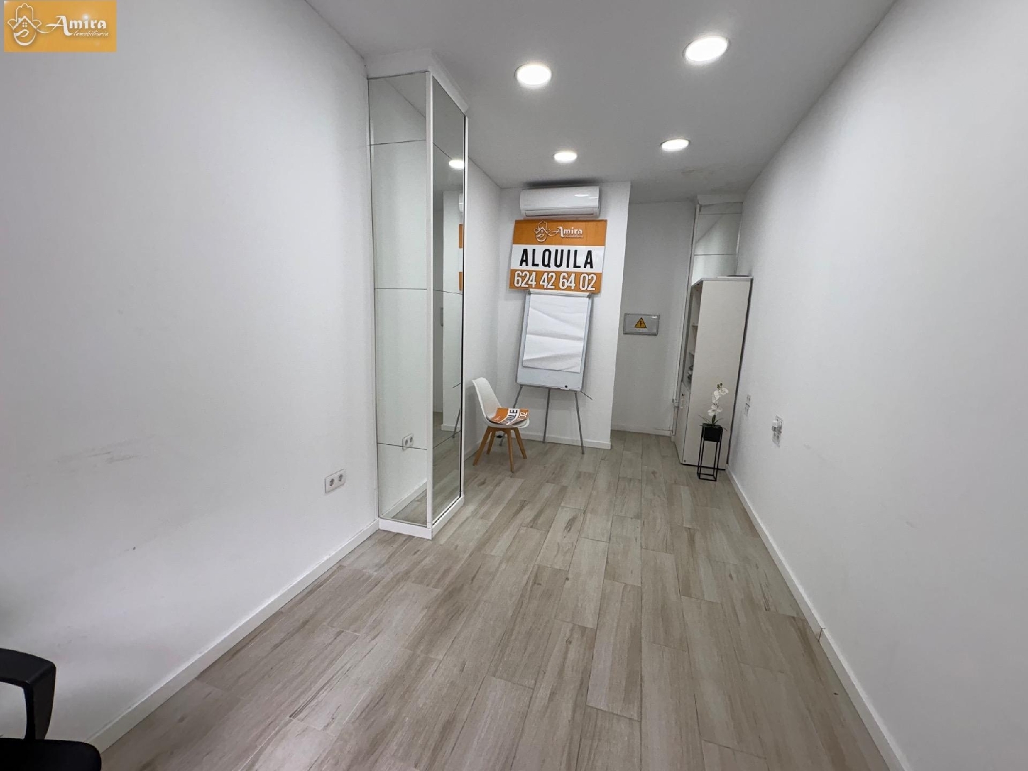  till salu lokal Málaga Del Fresno Campiña 5