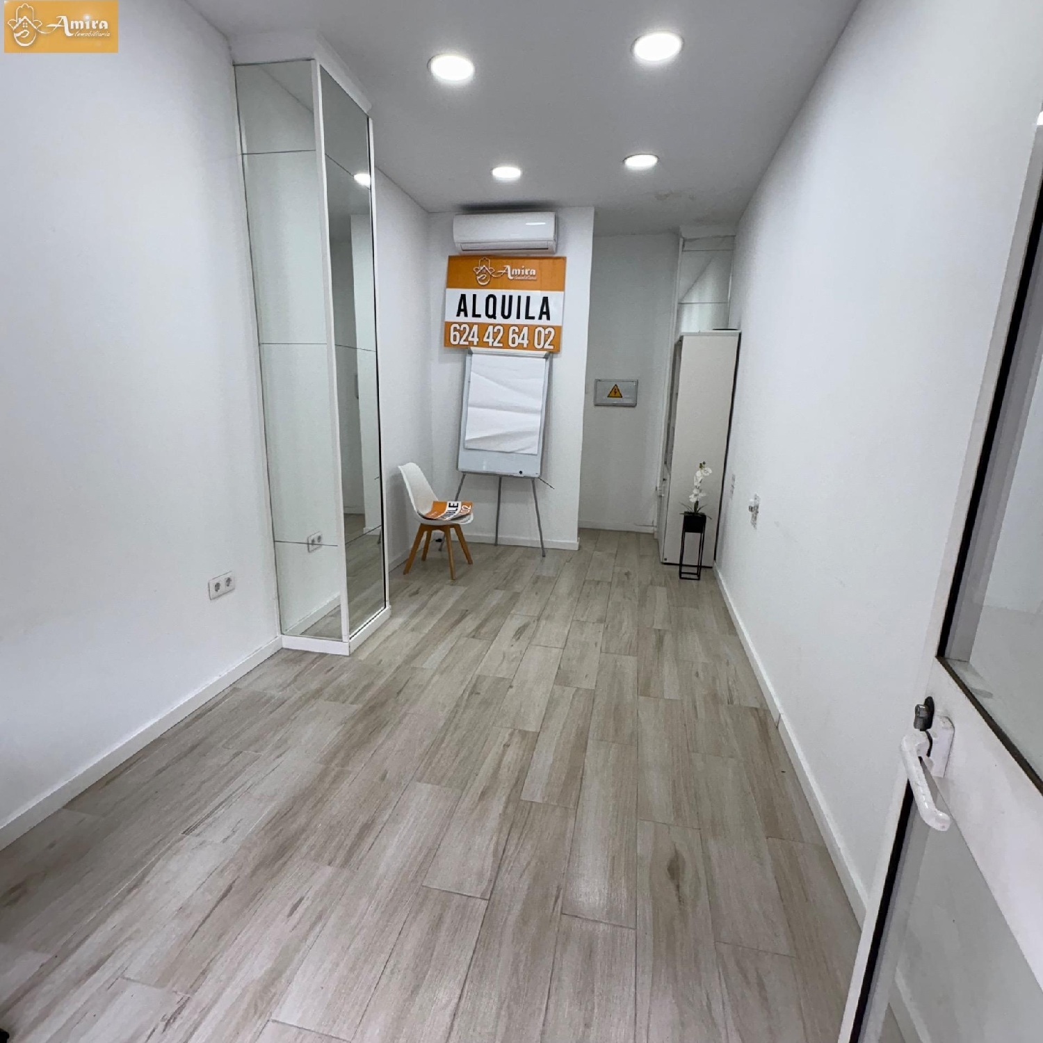 till salu lokal Málaga Del Fresno Campiña 2