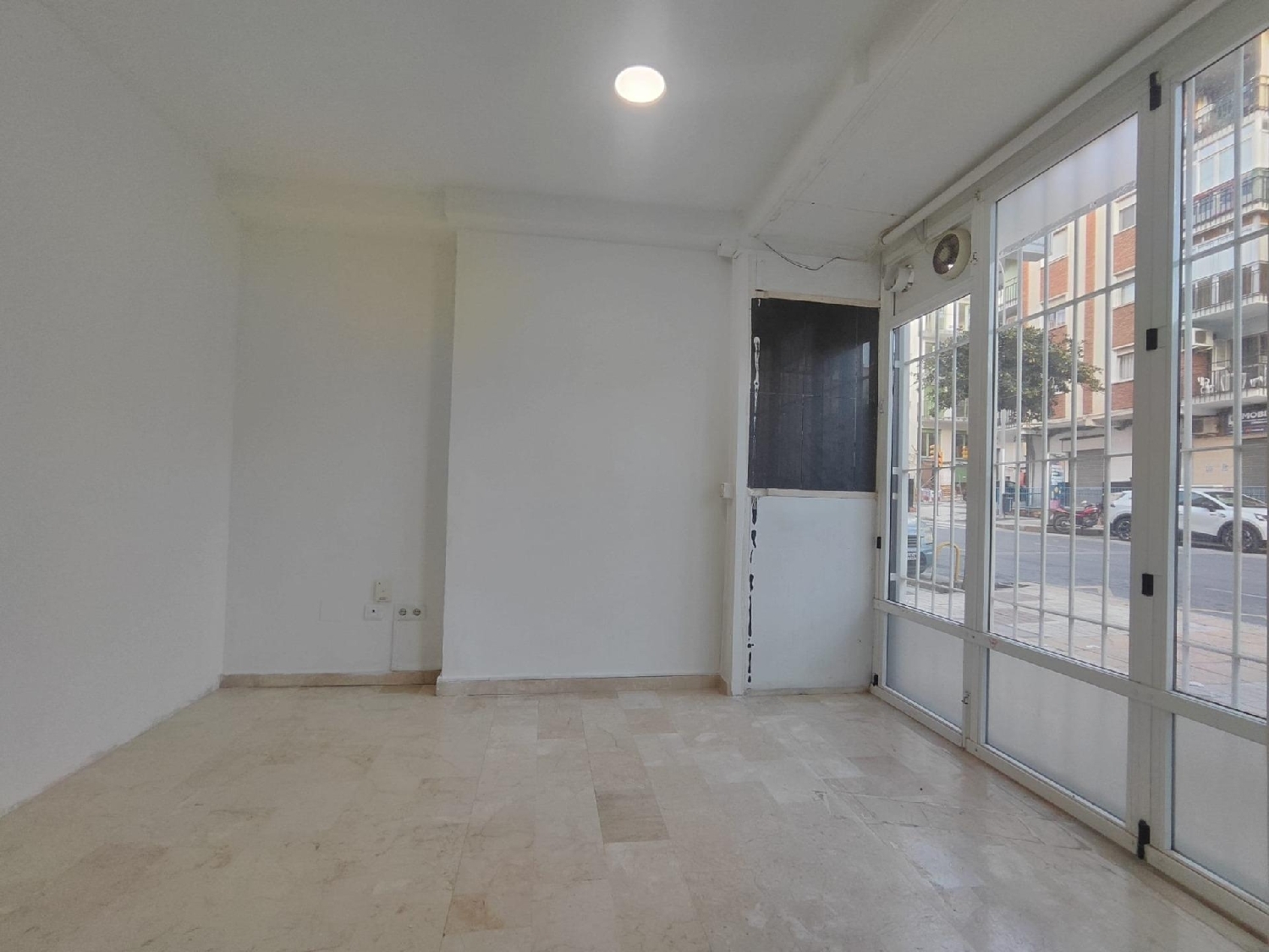  te koop bedrijfsruimte Málaga Del Fresno Campiña 3