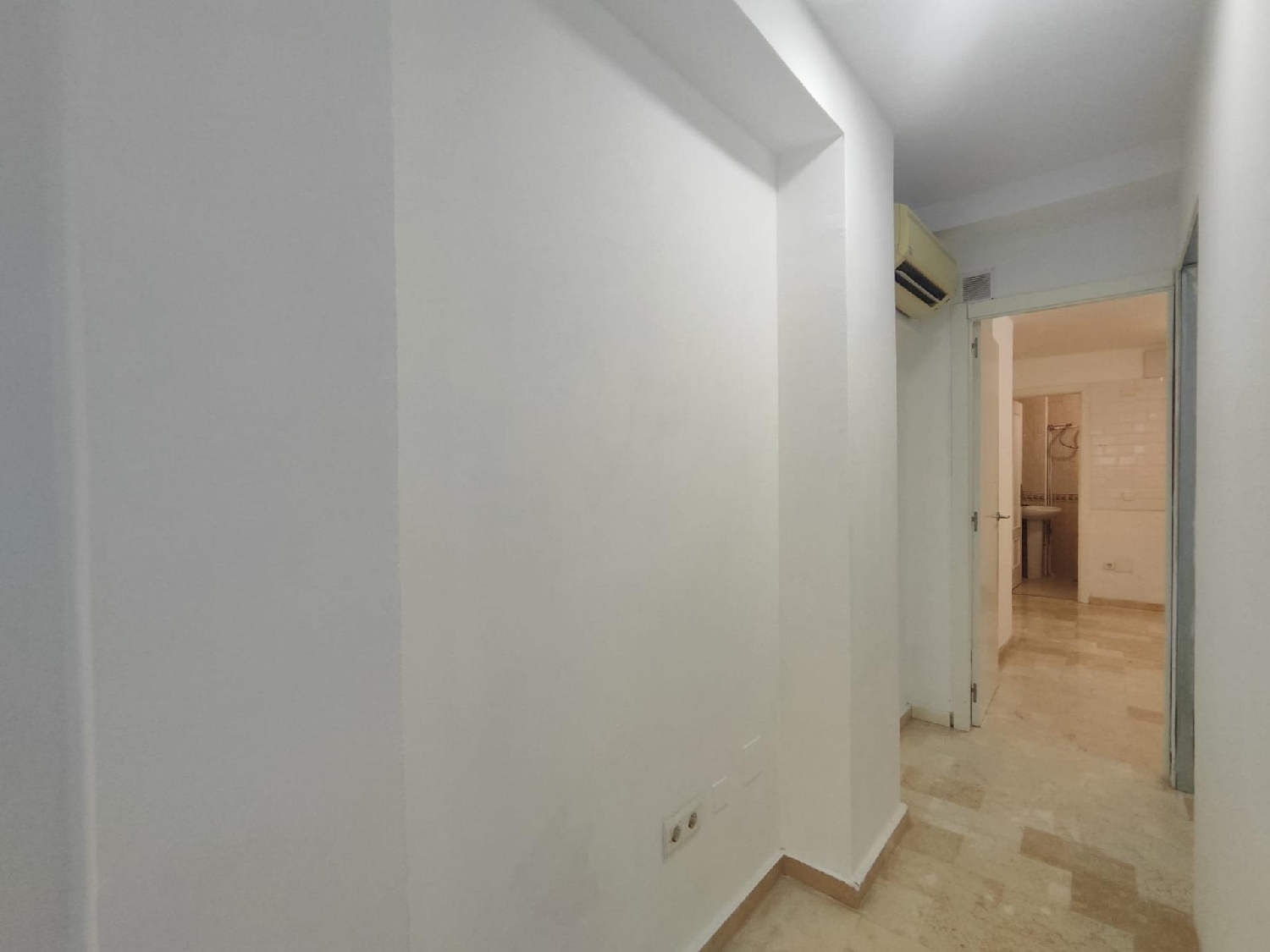  te koop bedrijfsruimte Málaga Del Fresno Campiña 6