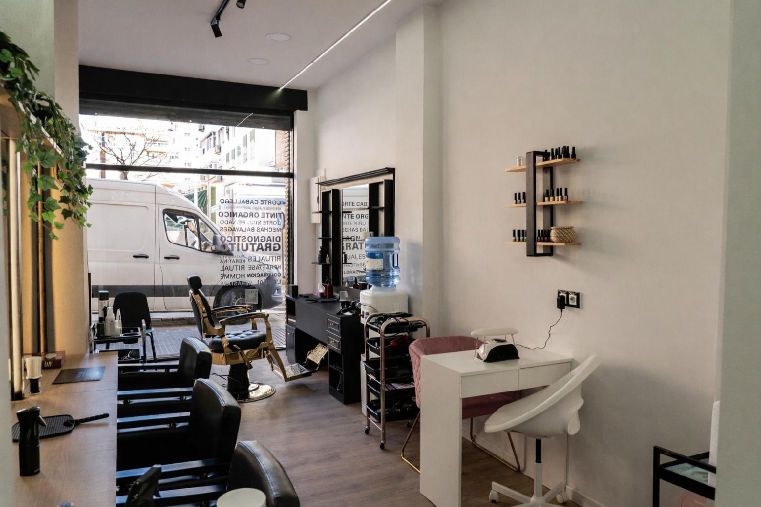  for sale commercial premise Málaga Del Fresno Campiña 3