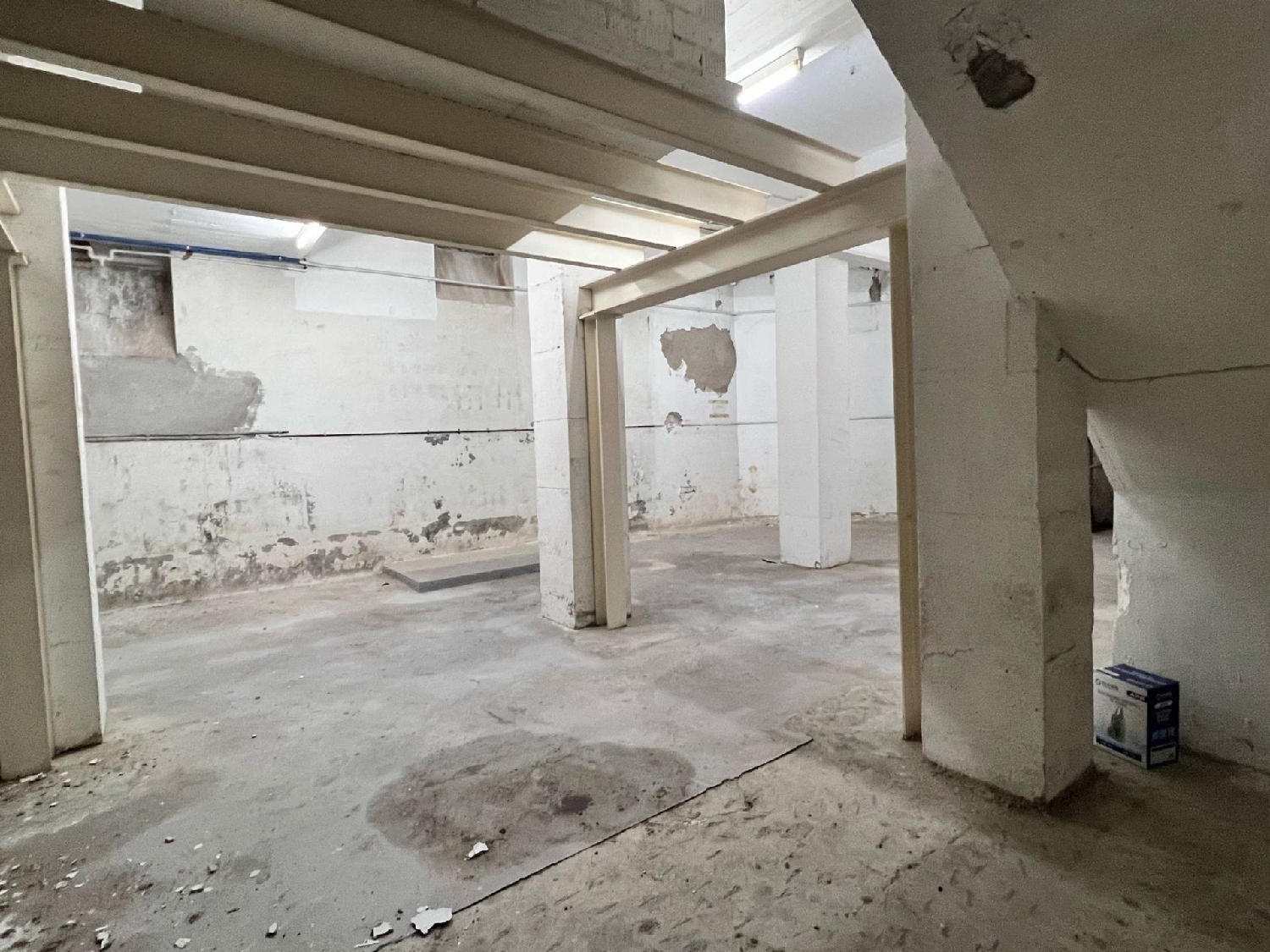 à vendre local commercial Manresa Bages 4