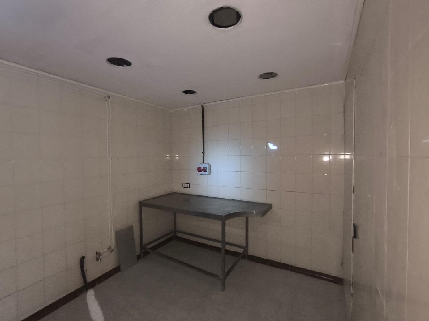  à vendre local commercial Manresa Bages 2