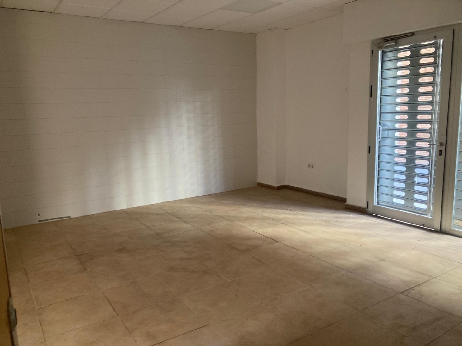  te koop bedrijfsruimte Maracena Vega De Granada 7