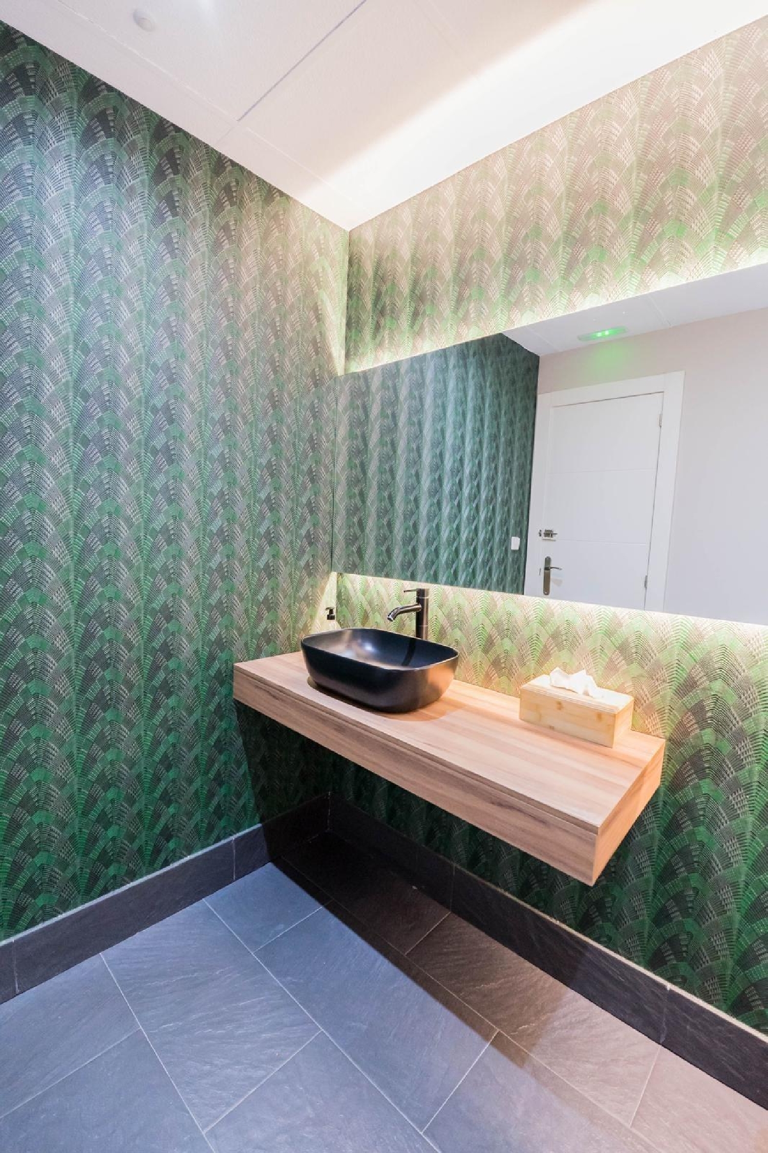  en venta local Marbella Costa Noroeste 5