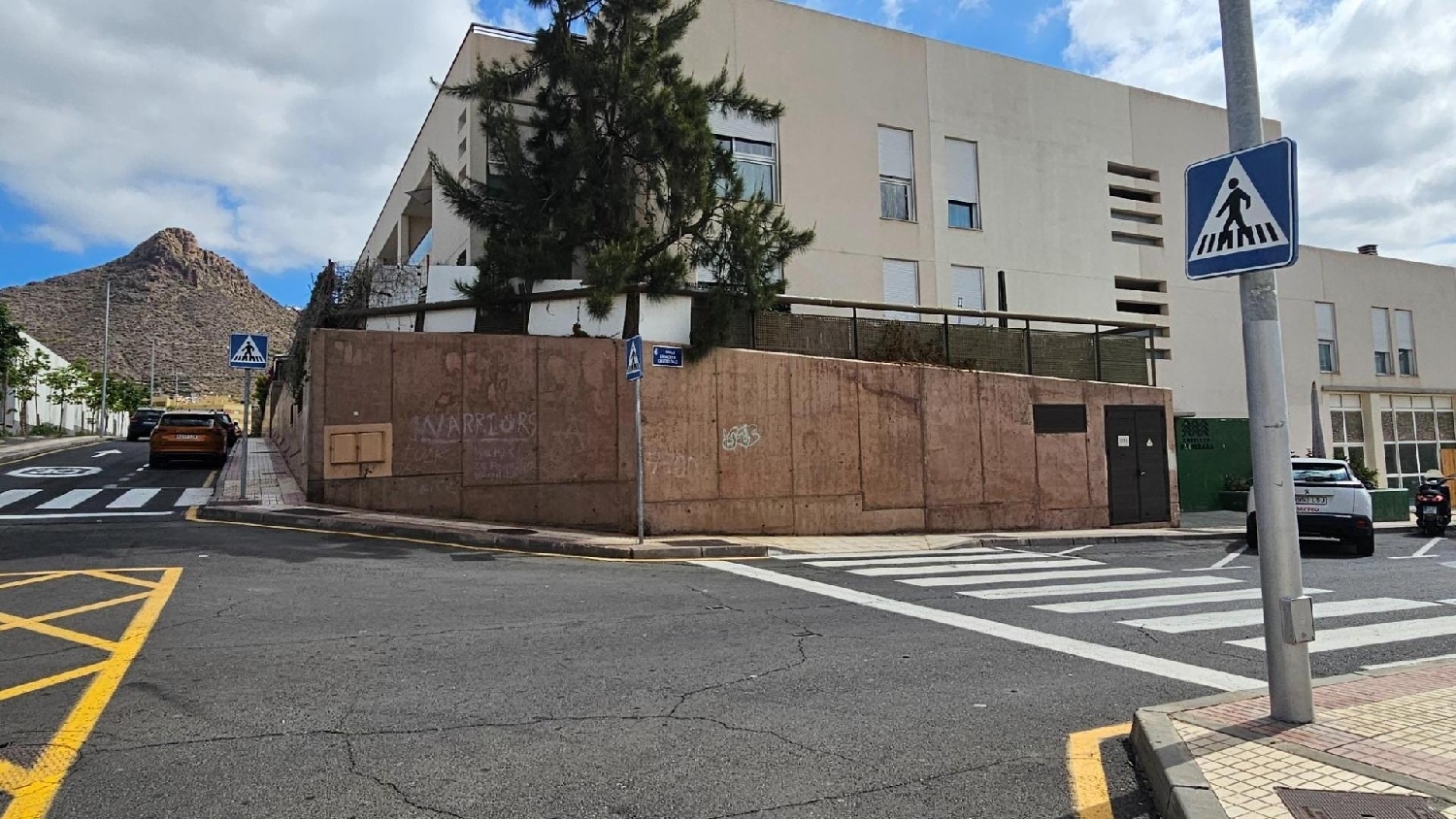  en venta local Maroñas Noya 2