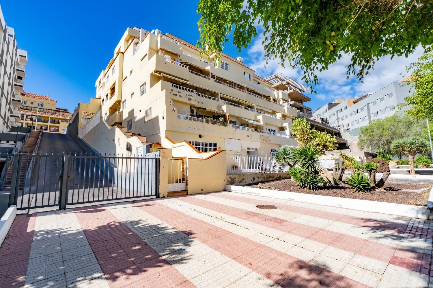 till salu lokal Maroñas Noya 6