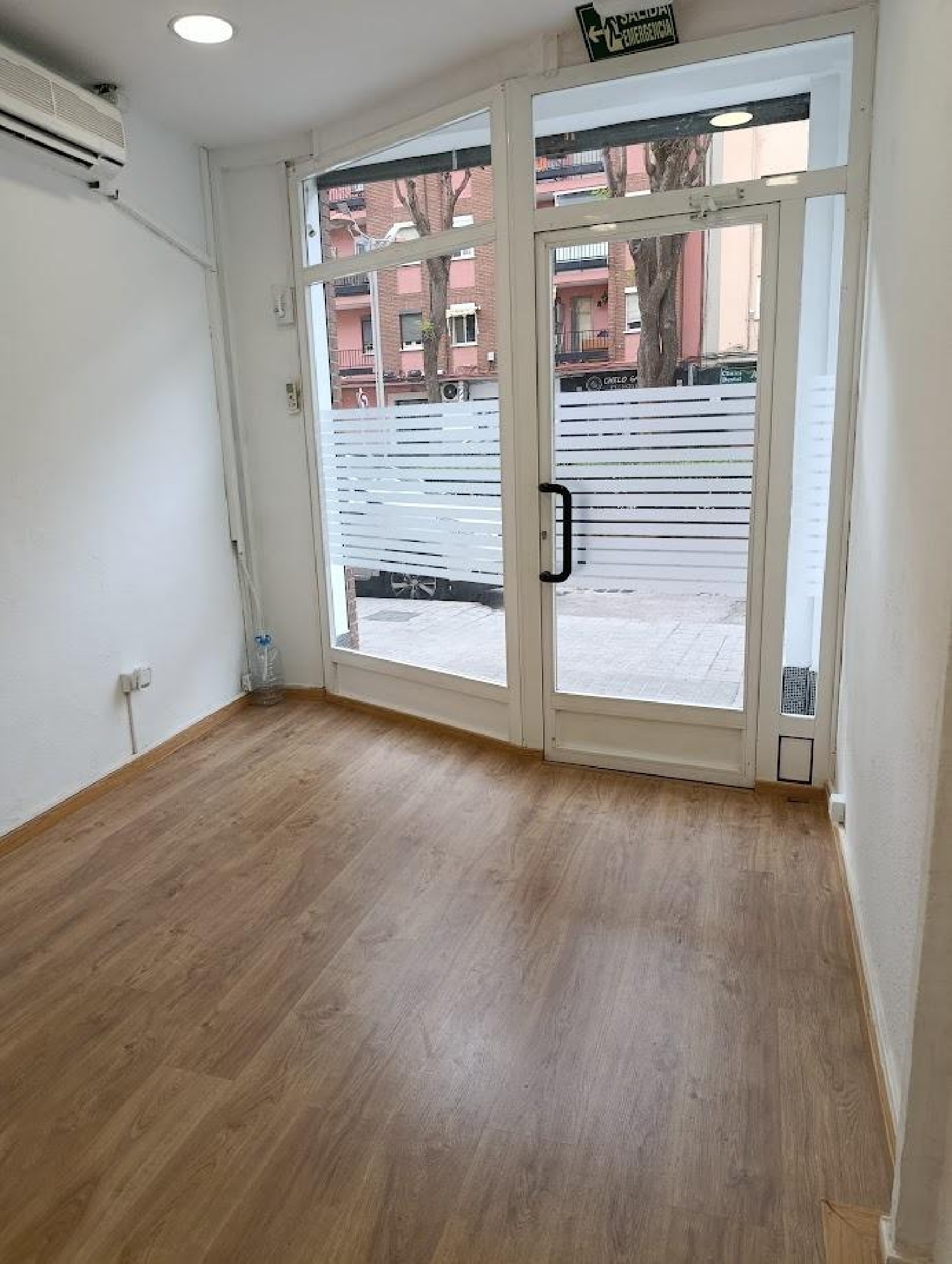  till salu lokal Mislata Horta Oest 2