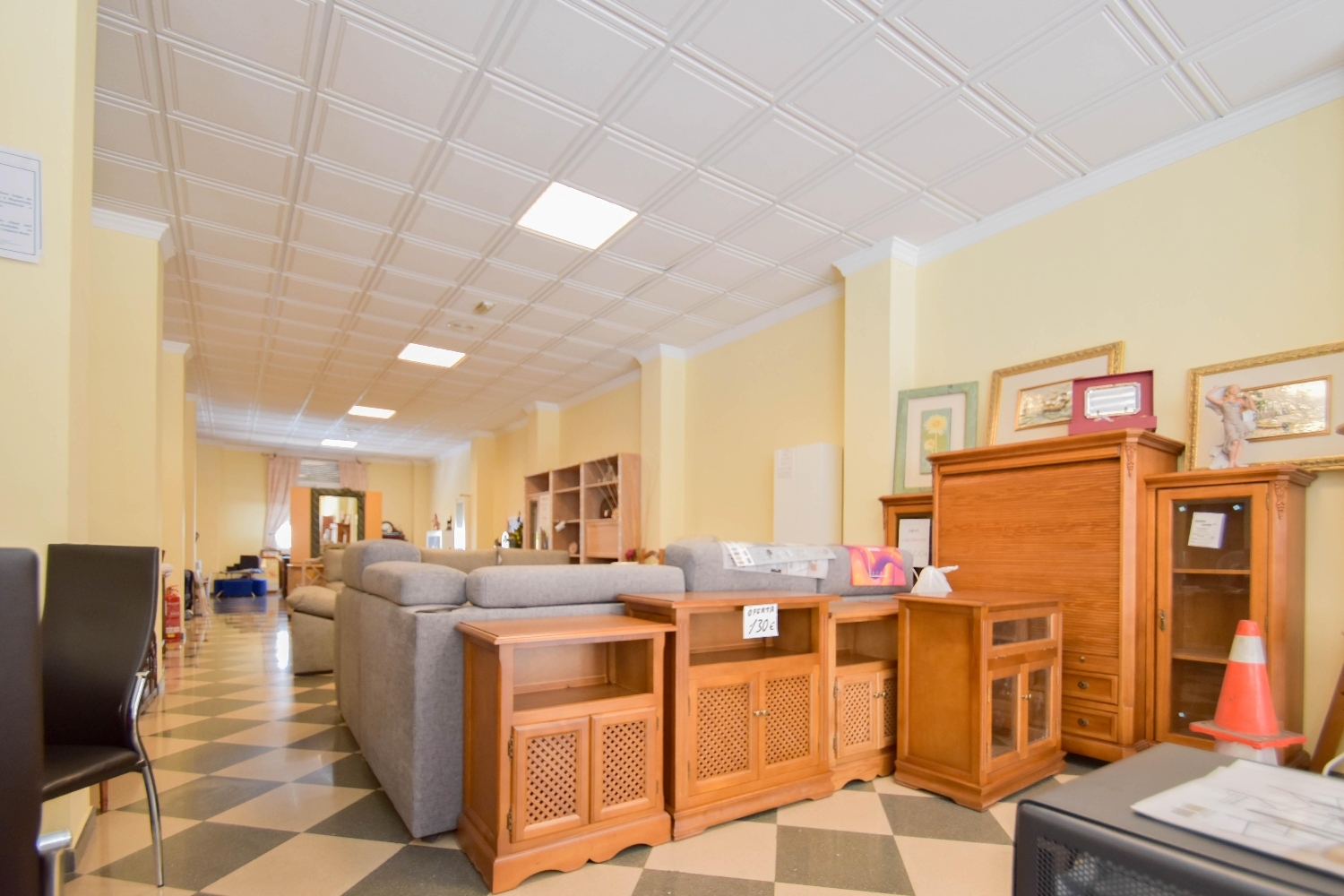 te koop bedrijfsruimte Montefrio Loja 8