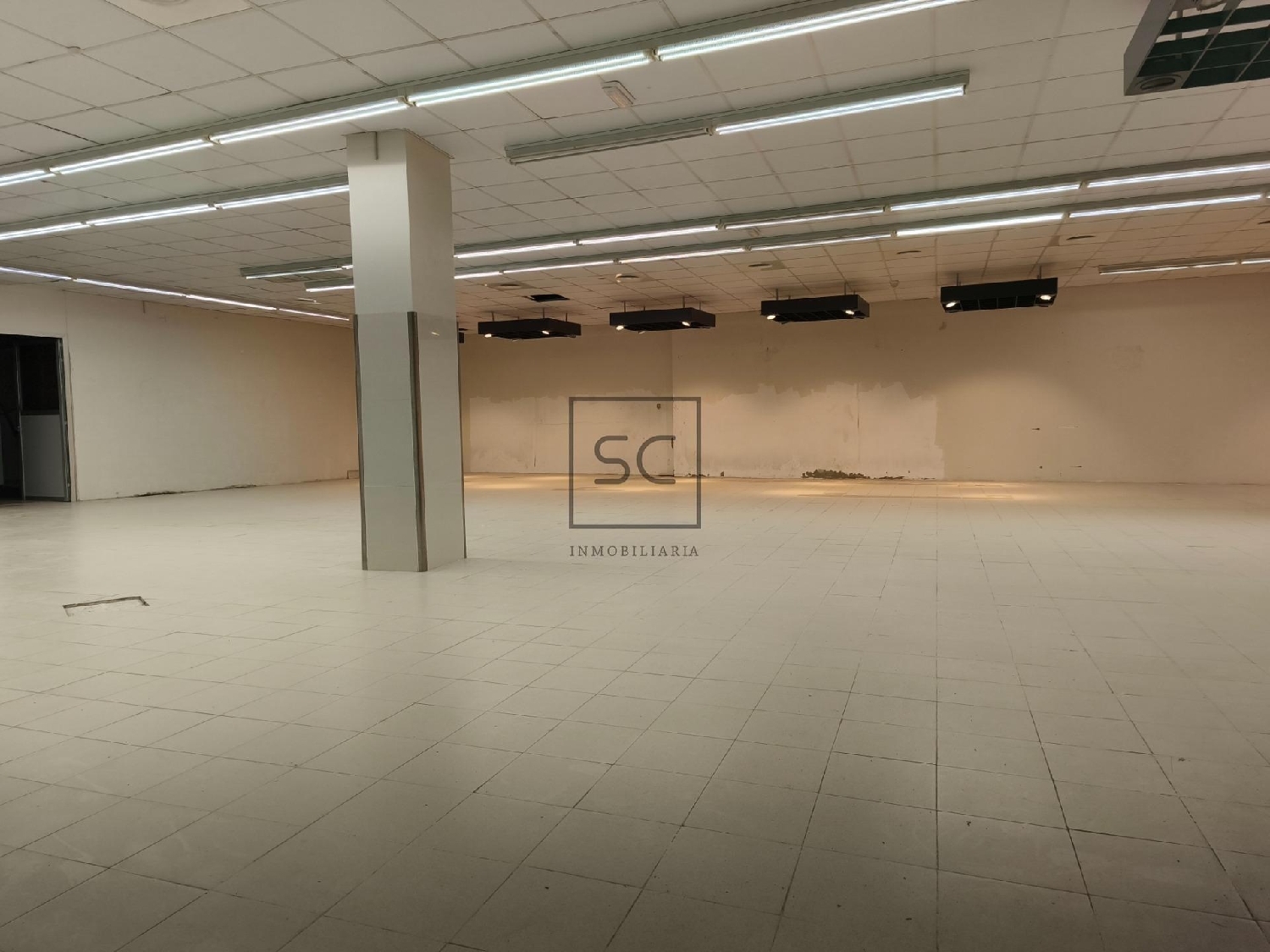  till salu lokal Mugardos Ferrol 2