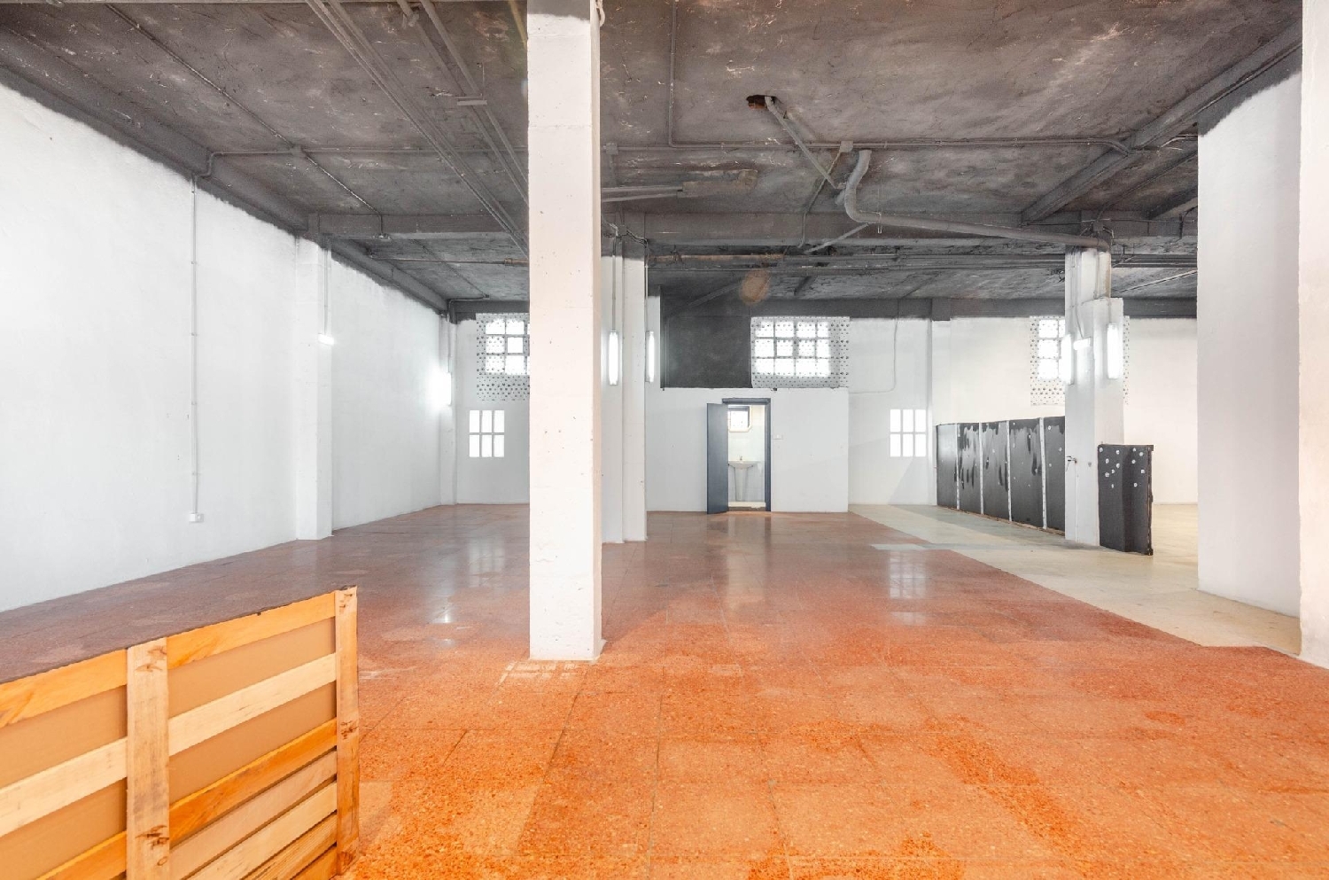  for sale commercial premise Oviedo Centro 33009 Oviedo 8