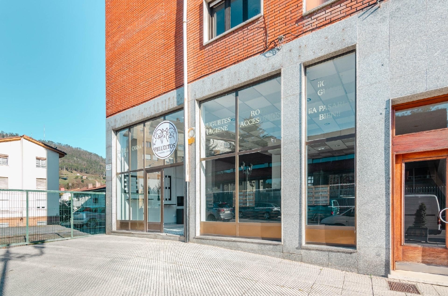  for sale commercial premise Oviedo Centro 33009 Oviedo 3