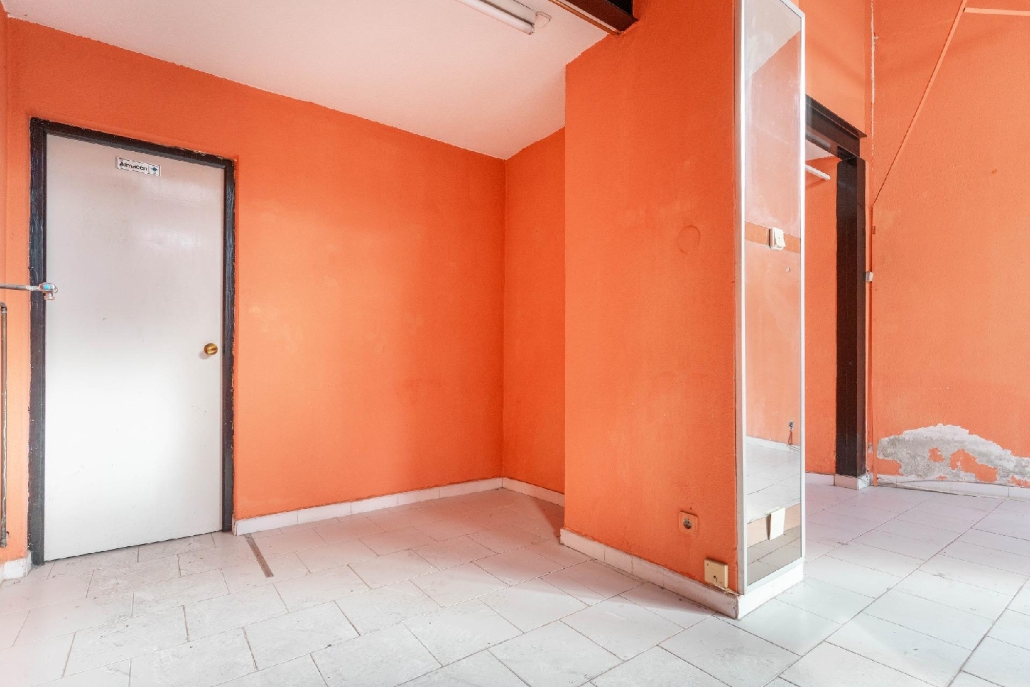  for sale commercial premise Oviedo Centro 33009 Oviedo 3