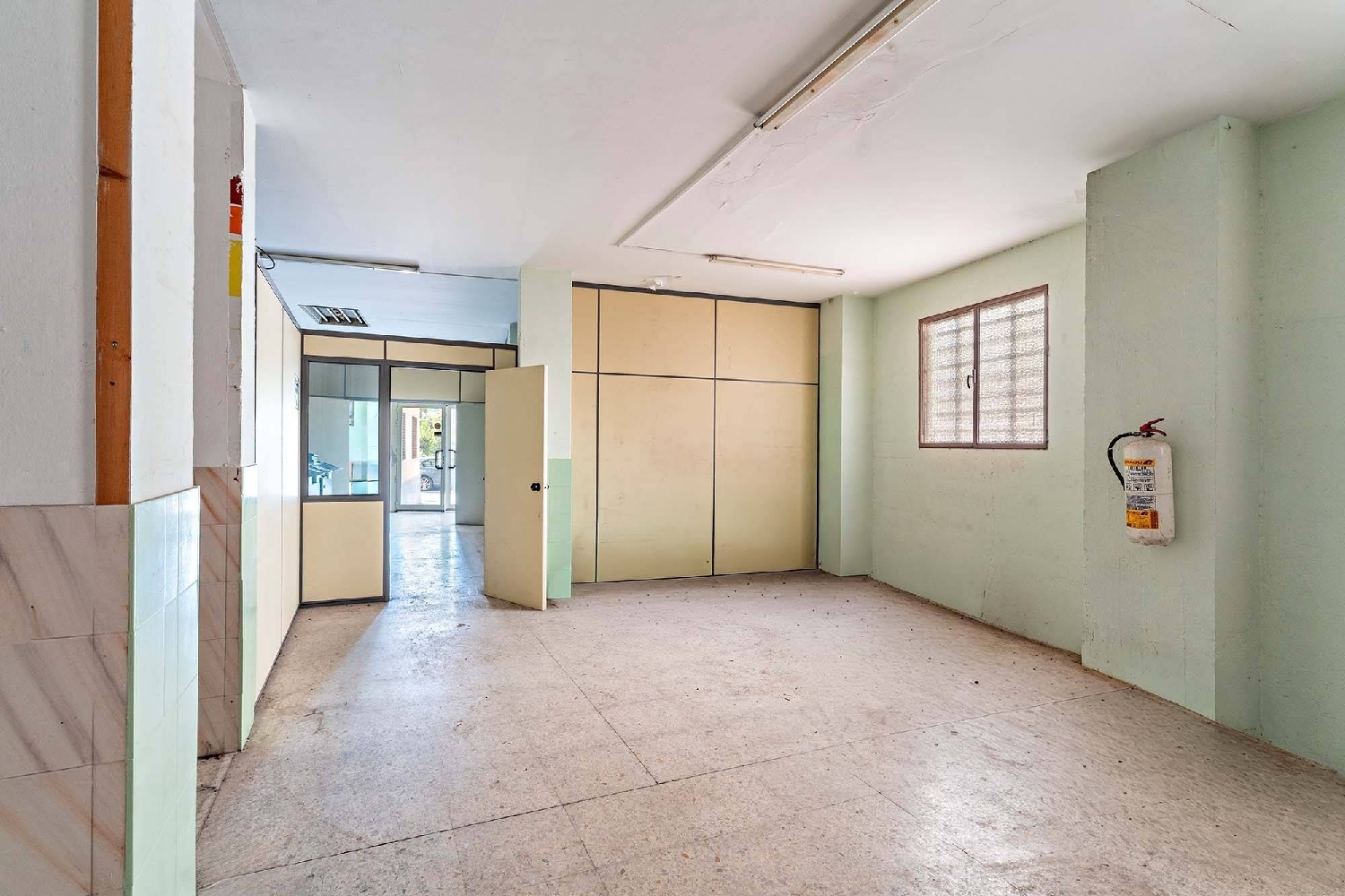  for sale commercial premise Palmeria Marina Alta 6