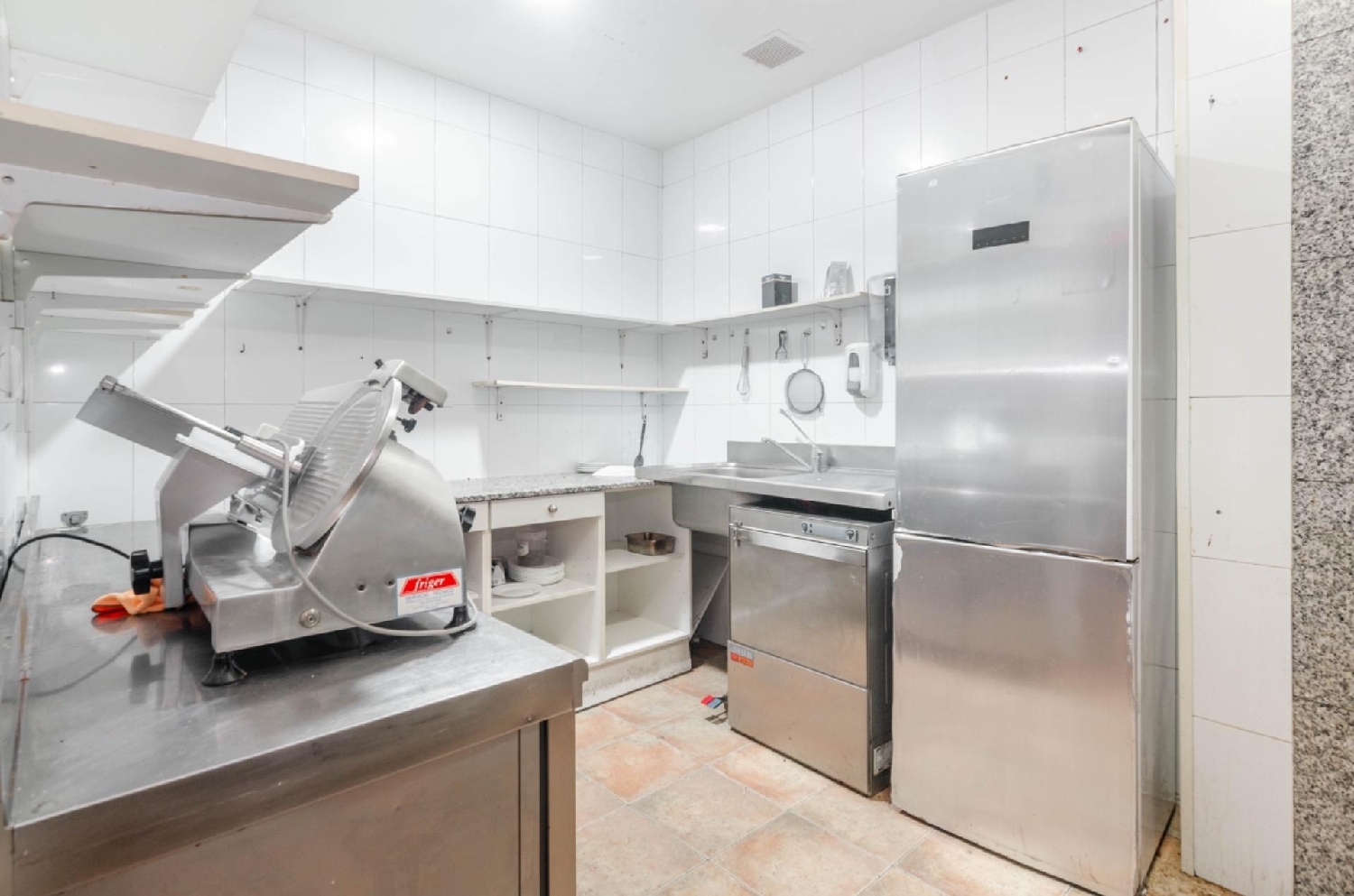  for sale commercial premise Pola De Siero Oviedo 3