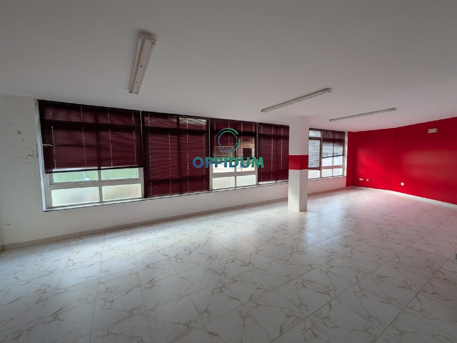  te koop bedrijfsruimte Ponteceso Bergantiños 4