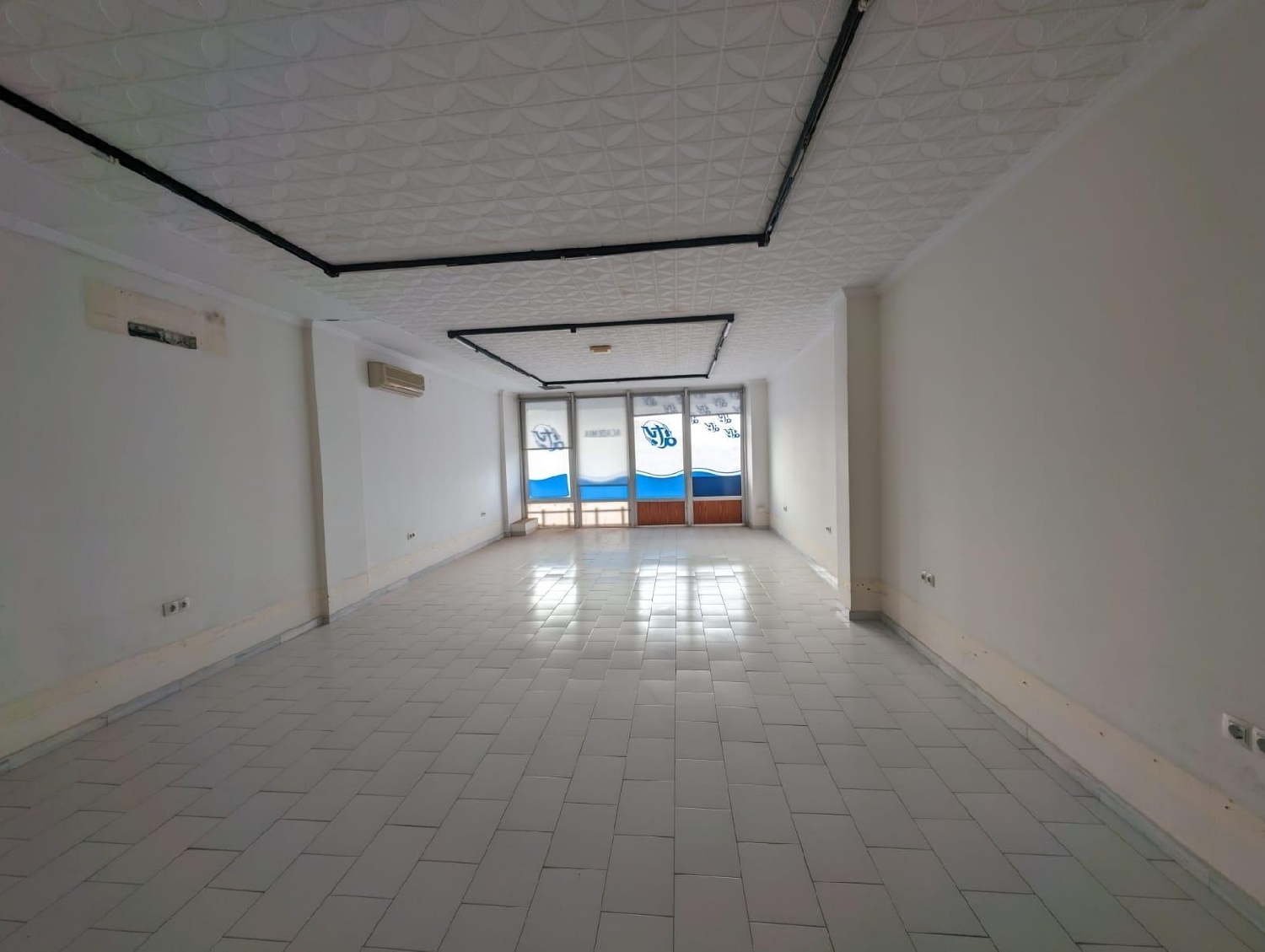  en venta local Roquetas De Mar Poniente Almeriense 2