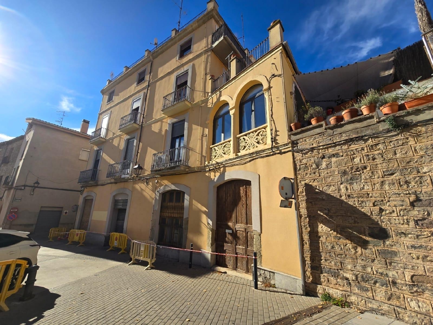  te koop bedrijfsruimte Sallent Bages 3