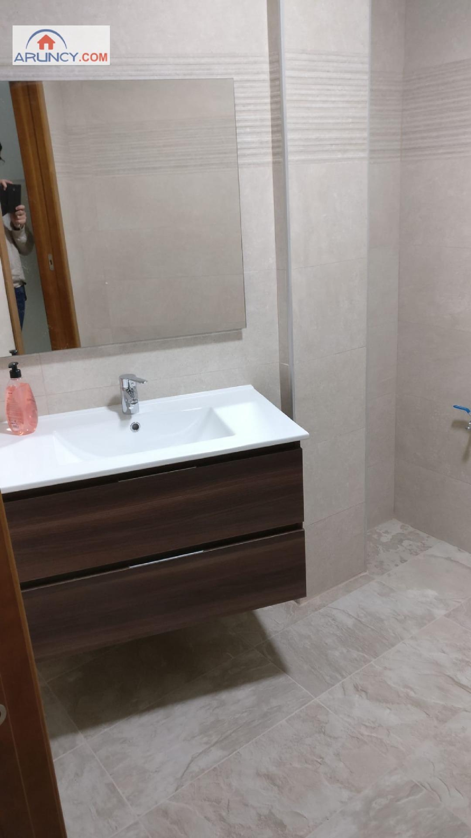 till salu lokal Sevilla La Nueva Sur 4