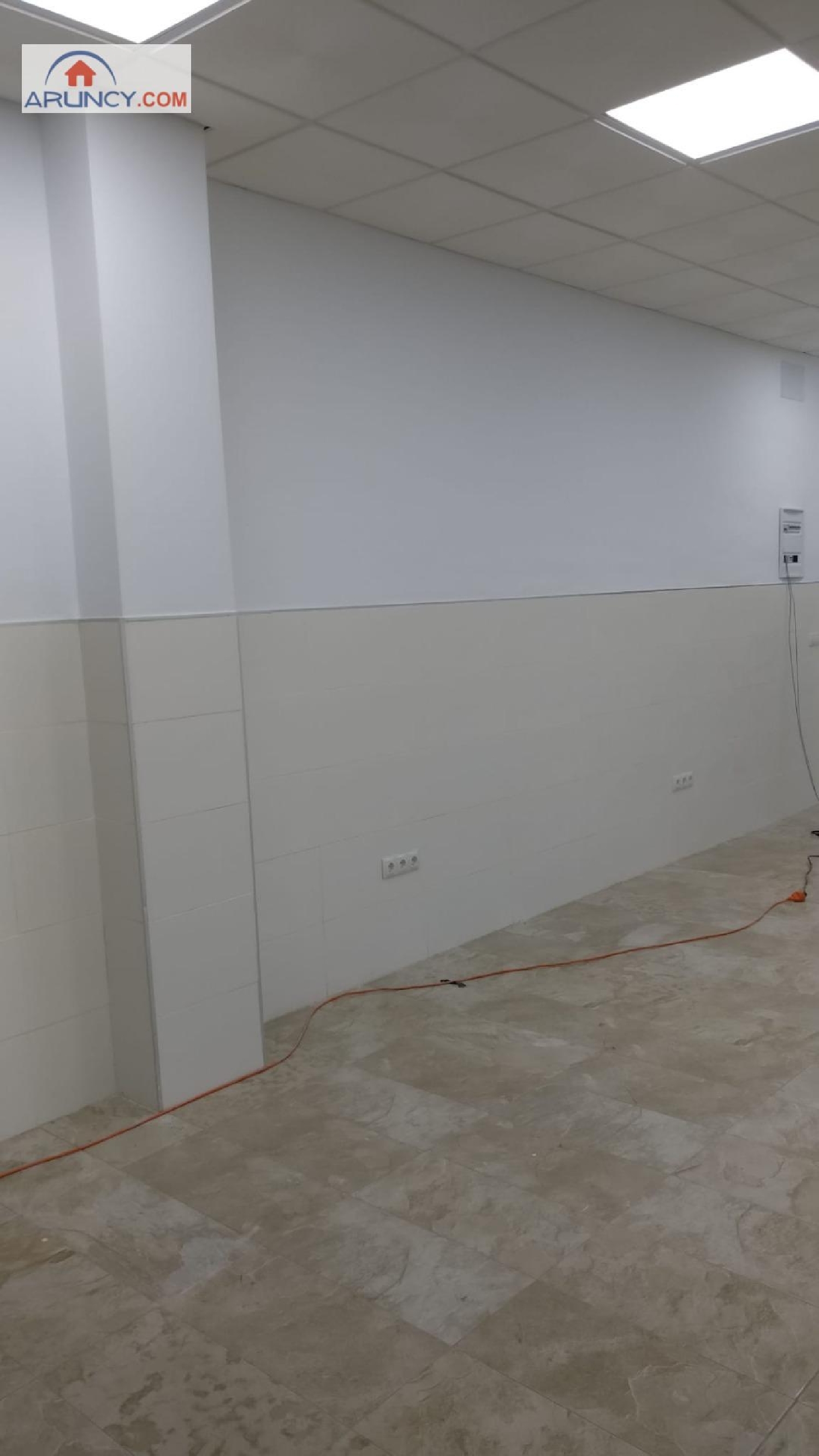 till salu lokal Sevilla La Nueva Sur 2