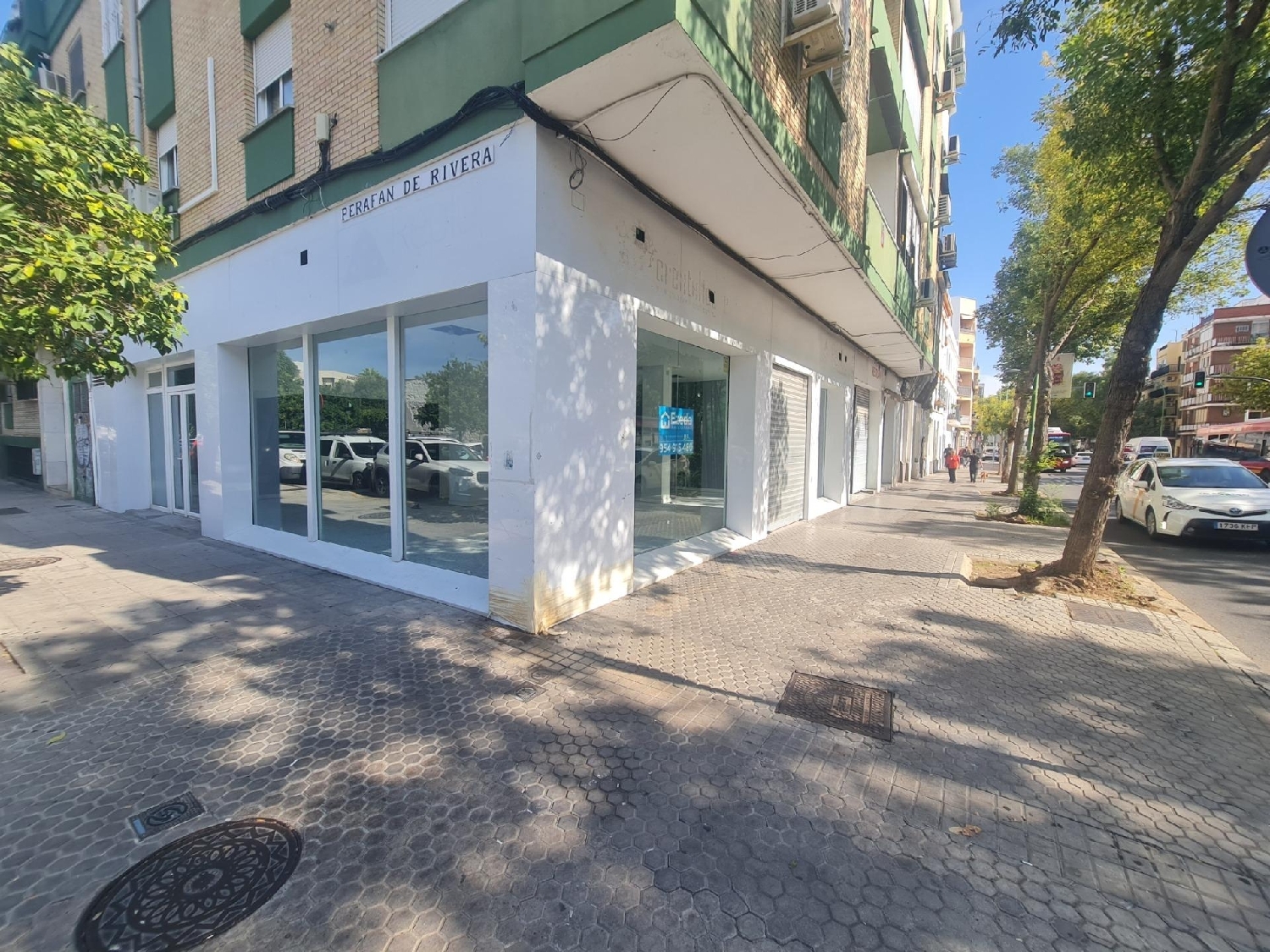  for sale commercial premise Sevilla La Nueva Sur 3
