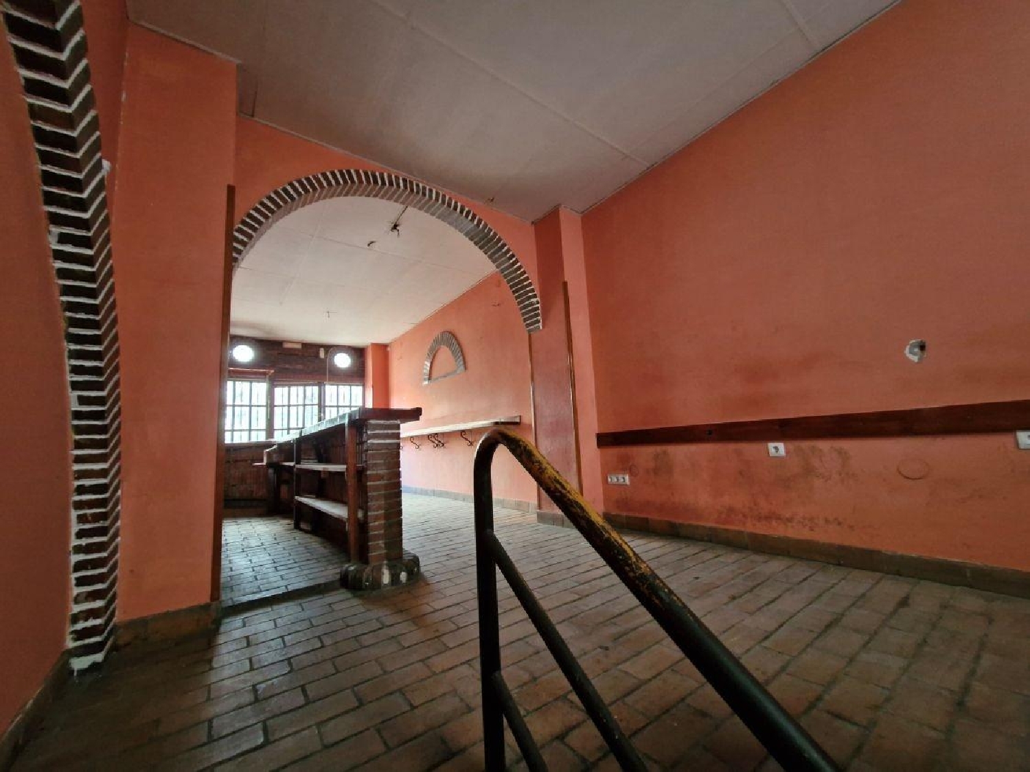  à vendre local commercial Torrelavega Besaya 5