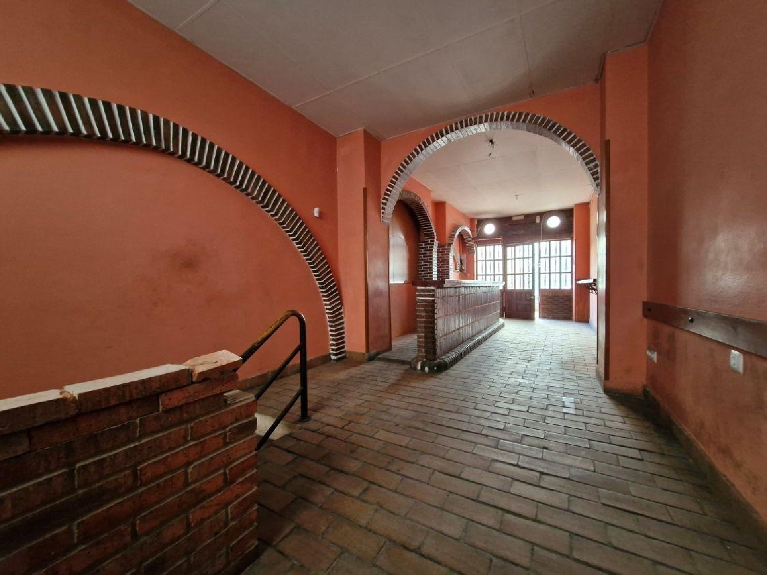  à vendre local commercial Torrelavega Besaya 4