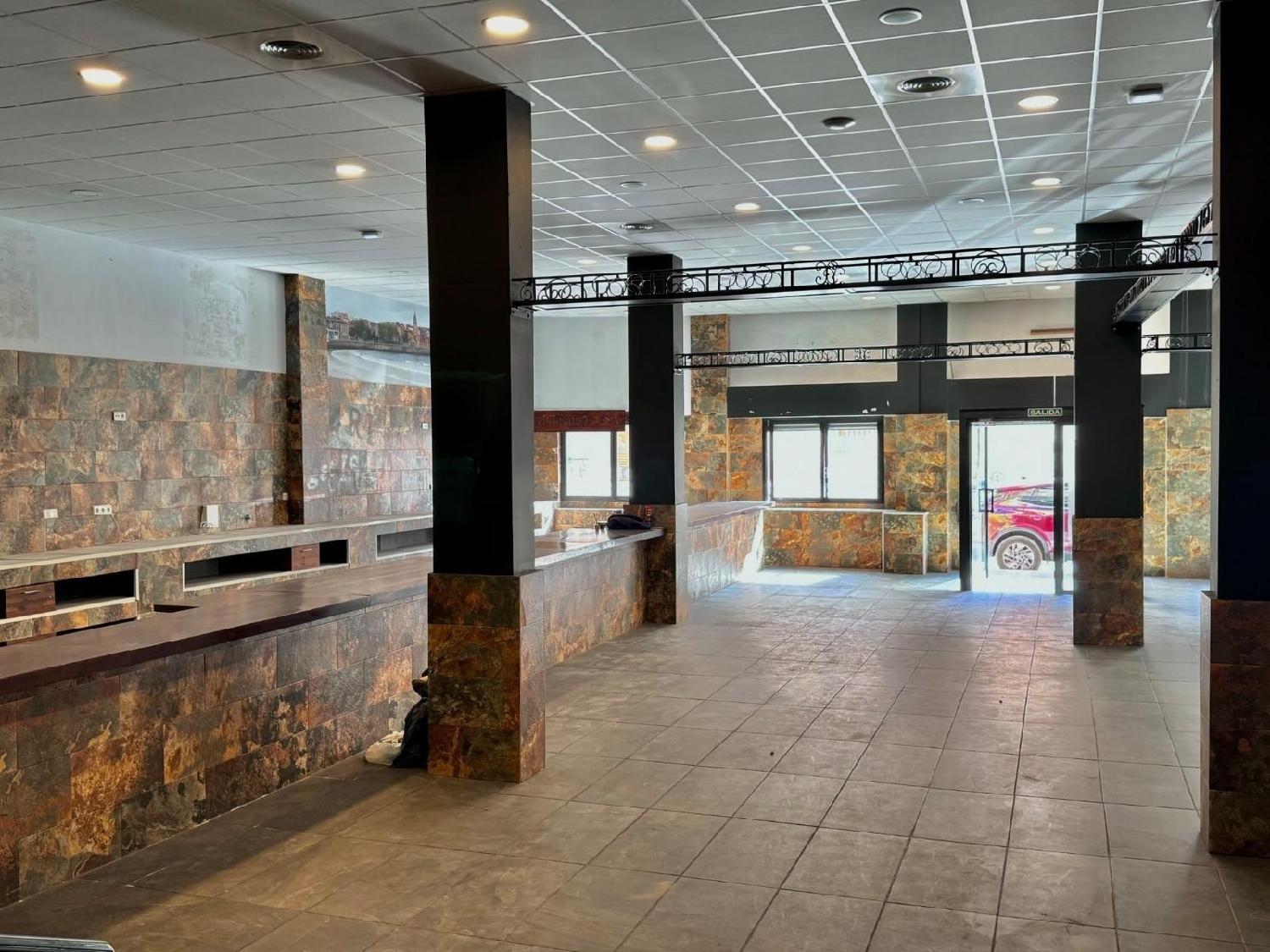 for sale commercial premise Torrevieja Baix Segura 2