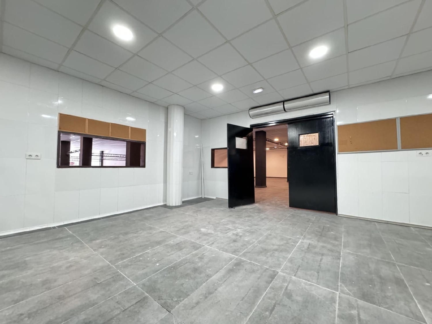 for sale commercial premise Torrevieja Baix Segura 6