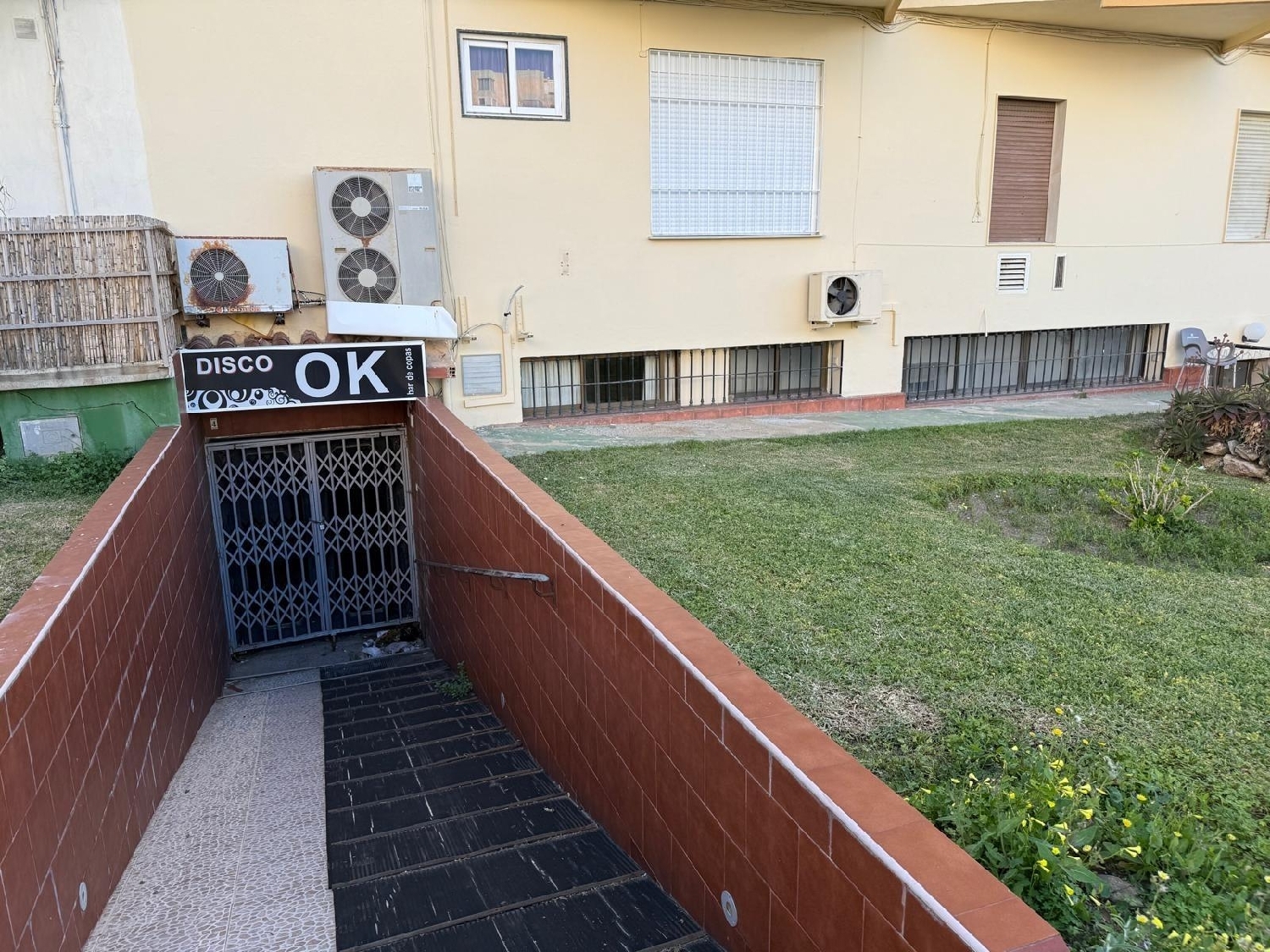  till salu lokal Torrox Axarquía 1