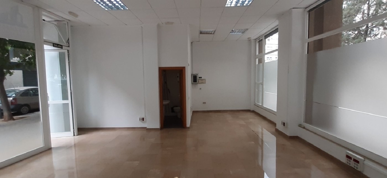  te koop bedrijfsruimte Valencia De Las Torres Campiña Sur 2