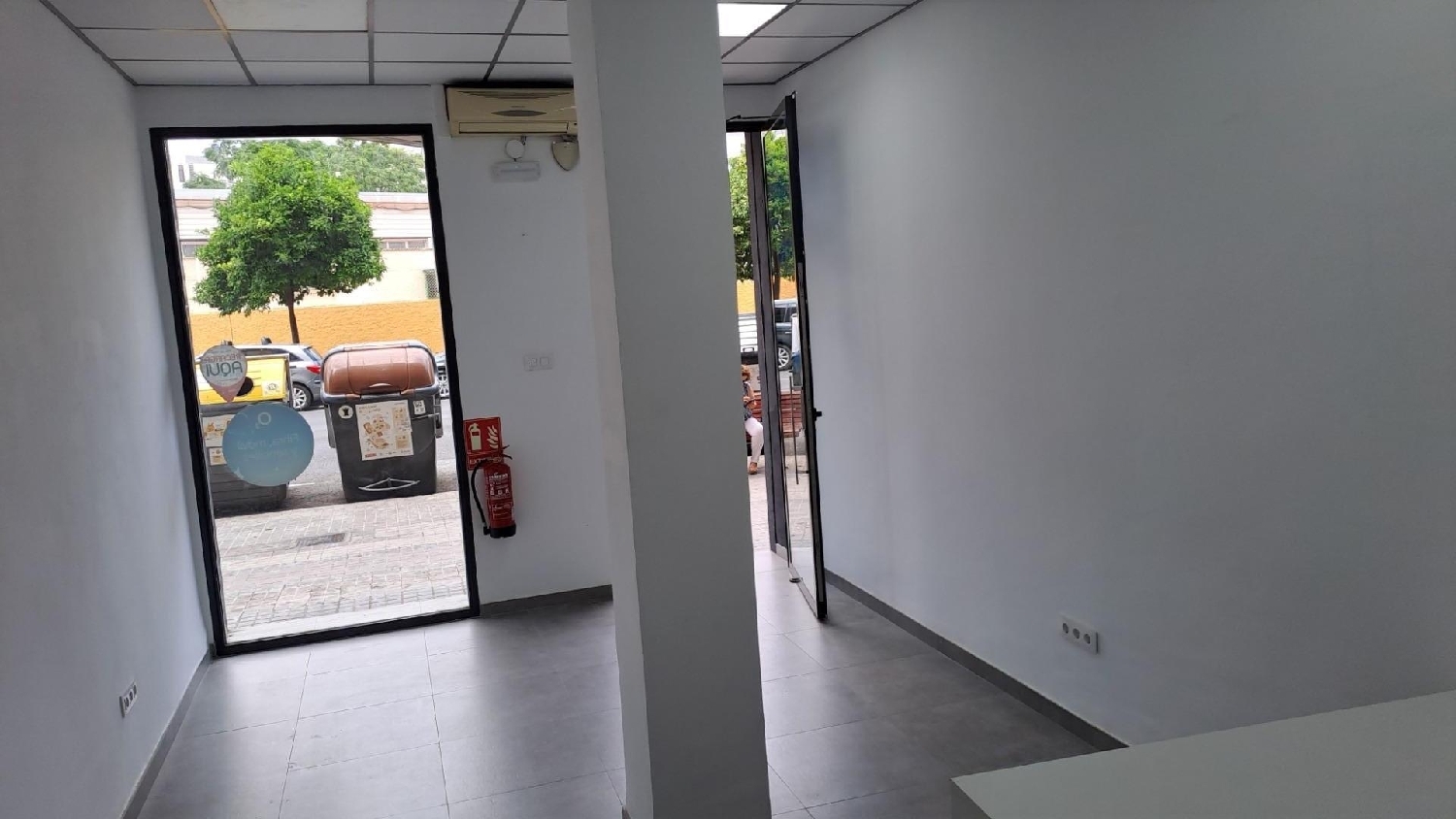  te koop bedrijfsruimte Valencia De Las Torres Campiña Sur 2