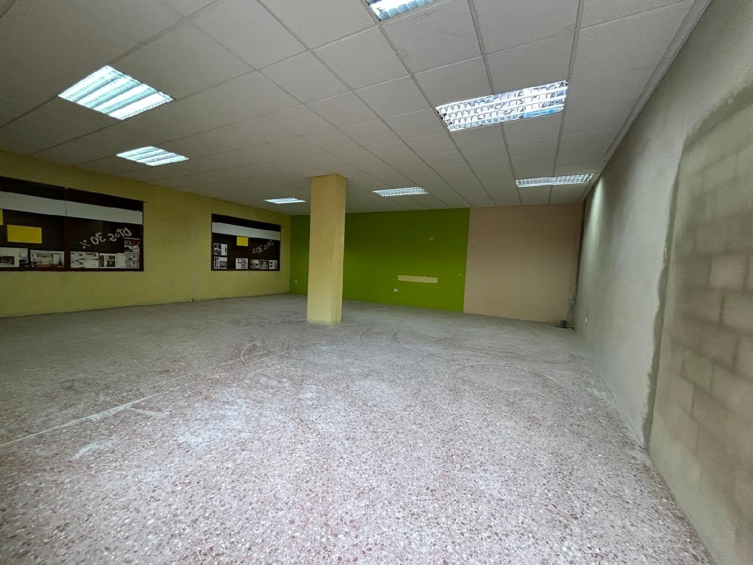  for sale commercial premise Valencia De Las Torres Campiña Sur 5